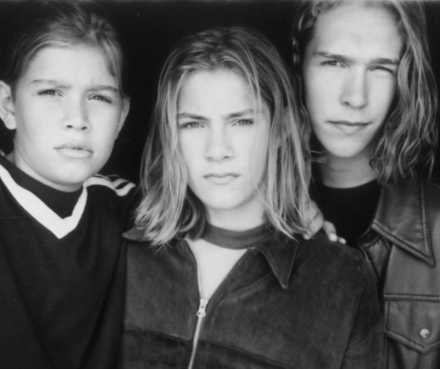 The brothers Hanson cash in with "Snowed in," the season's hottest CD. Left to right, Zachary, Taylor and Isaac Hanson. ORG XMIT: MIN2013070912281532