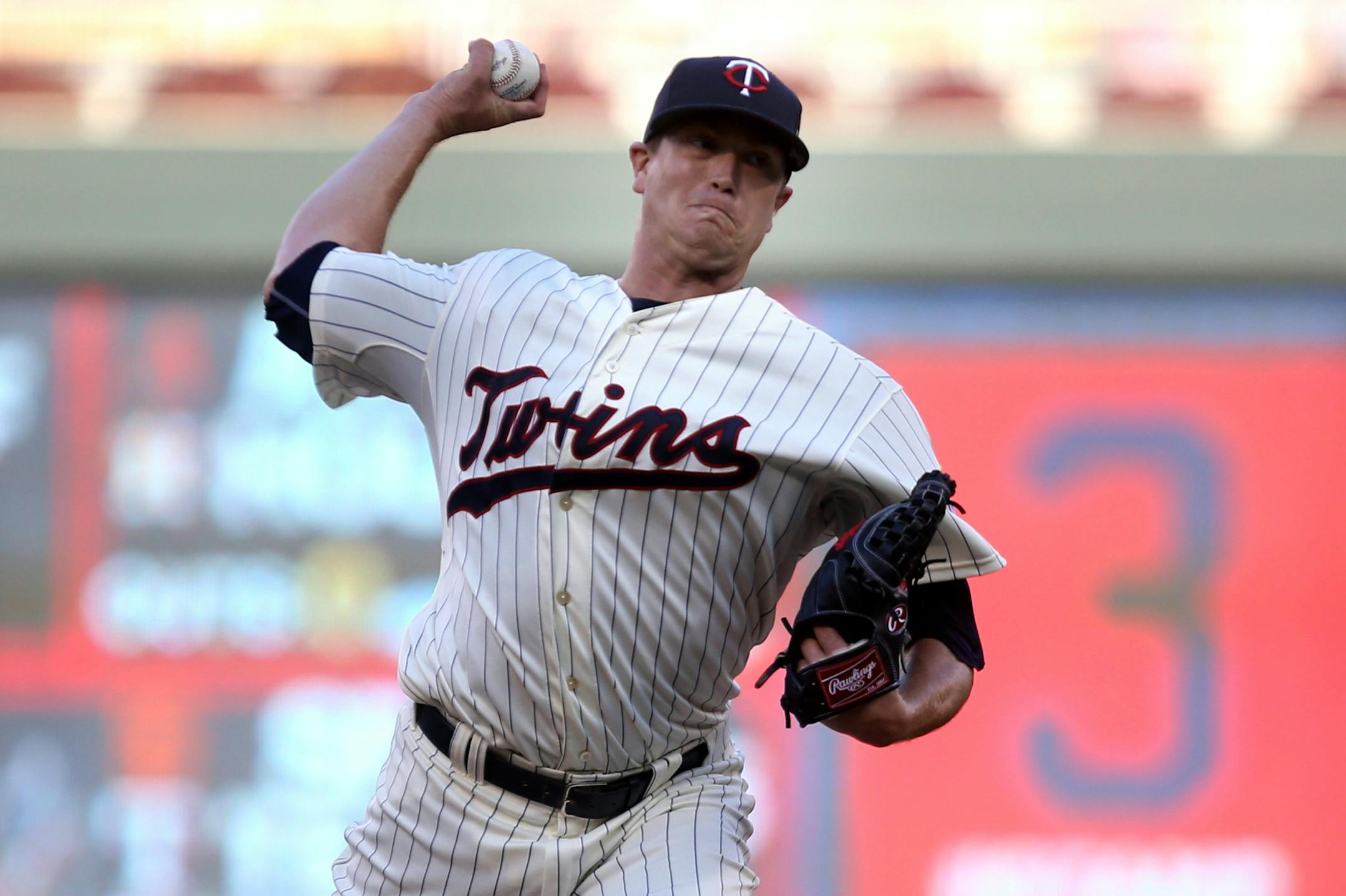 Twins Kyle Gibson pitched in the first inning. ] (KYNDELL HARKNESS/STAR TRIBUNE) kyndell.harkness@startribune.com Mariners vs Twins at Target Field in Minneapolis, Min., Saturday August 1, 2015.
