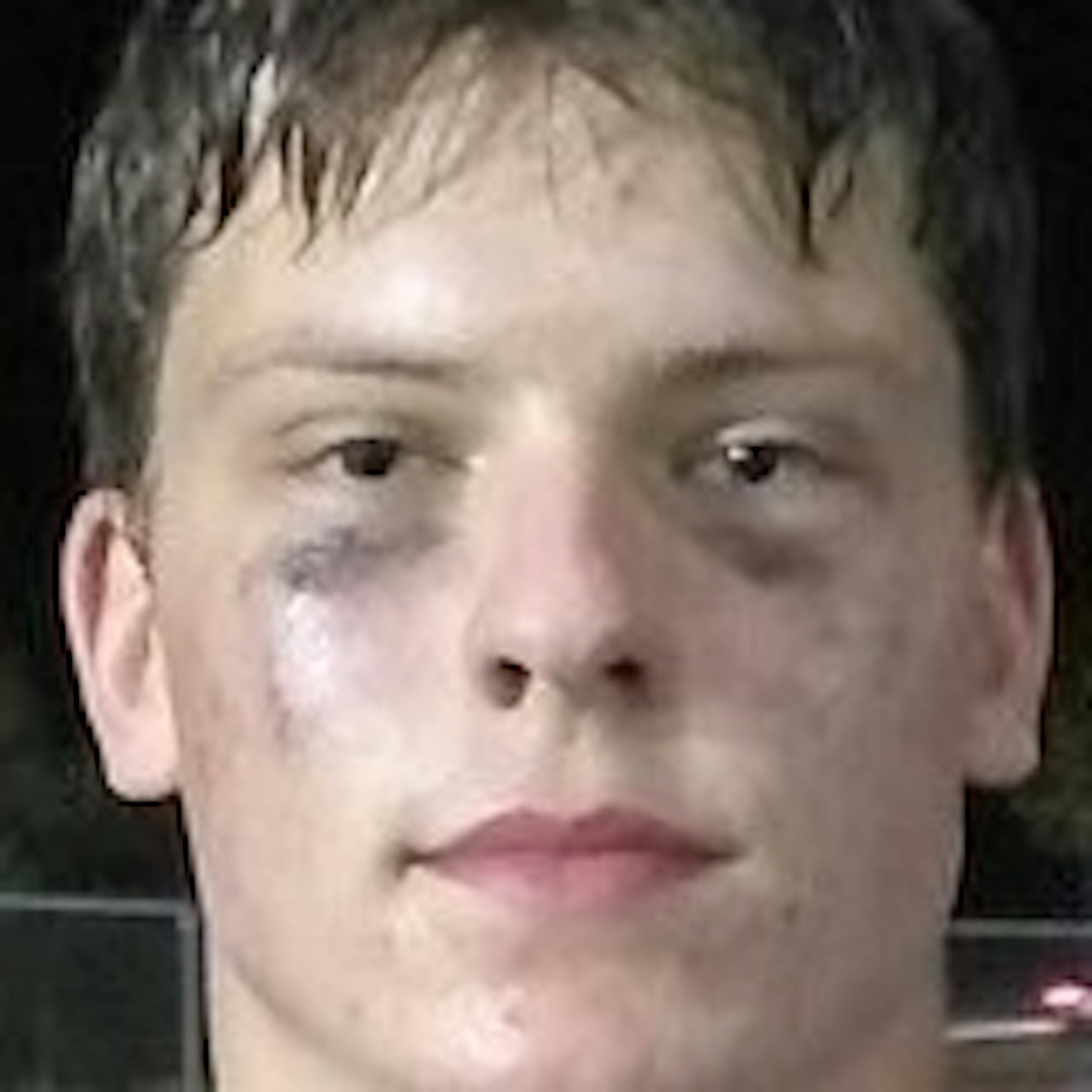 Joe Demro,Wayzata senior defensive lineman. Photo by Matthew Davis ORG XMIT: MIN1909062240047091