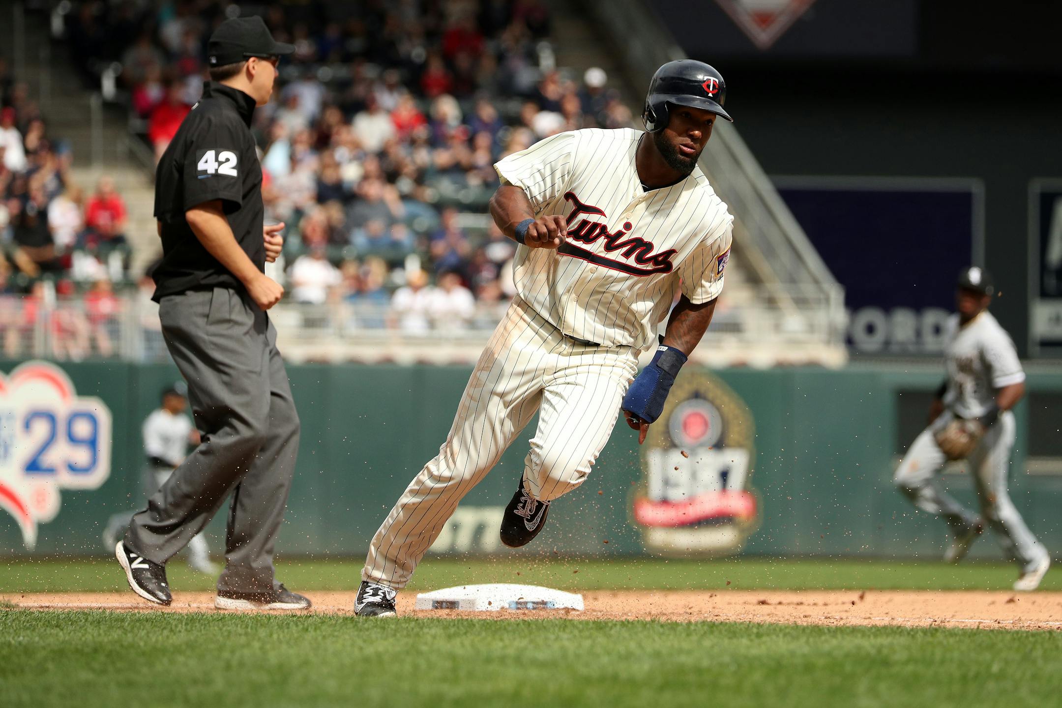 Kevin Chapman, a left-handed relief specialist with 58 games of major-league experience, has been acquired by the Twins from the Atlanta Braves in exchange for utility player Danny Santana (pictured), the team announced Monday night.
