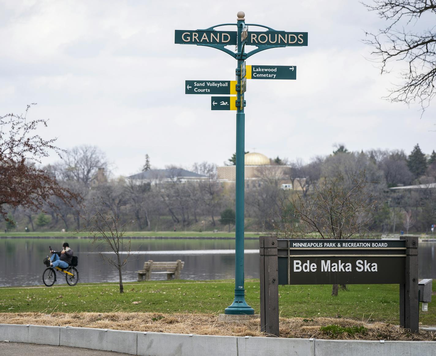 A sign for Bde Maka Ska near the south shore of the lake. ] LEILA NAVIDI &#xa5; leila.navidi@startribune.com BACKGROUND INFORMATION: Bde Maka Ska in Minneapolis on Monday, April 29, 2019. The state Court of Appeals ruled Monday that the former Department of Natural Resources Commissioner Tom Landwehr lacked authority to change the name of the lake from Lake Calhoun to Bde Maka Ska because the name had existed for more than 40 years.