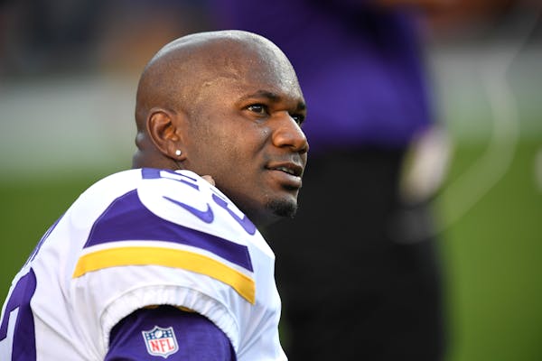 Vikings cornerback Terence Newman announced his retirement on Saturday, and immediately plans to join the Vikings' coaching staff.