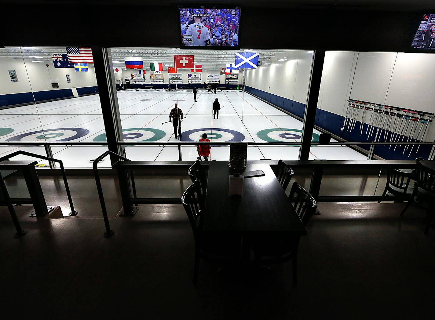 Large windows at Gabe&#xed;s Rinkside Bar & Grill allow patrons to watch curling matches. ] JIM GEHRZ &#xef; james.gehrz@startribune.com / Blaine, MN / August 6, 2015 / 10:00 AM &#xf1; BACKGROUND INFORMATION: The Four Seasons Curling Club at Fogerty Arena was named an official U.S. Olympic Training Site. Fogerty Arena is the 18th Olympic Training Site in the United States and the first of its kind in Minnesota. It is the only U.S. Olympic Training Site dedicated to the sport of curling.