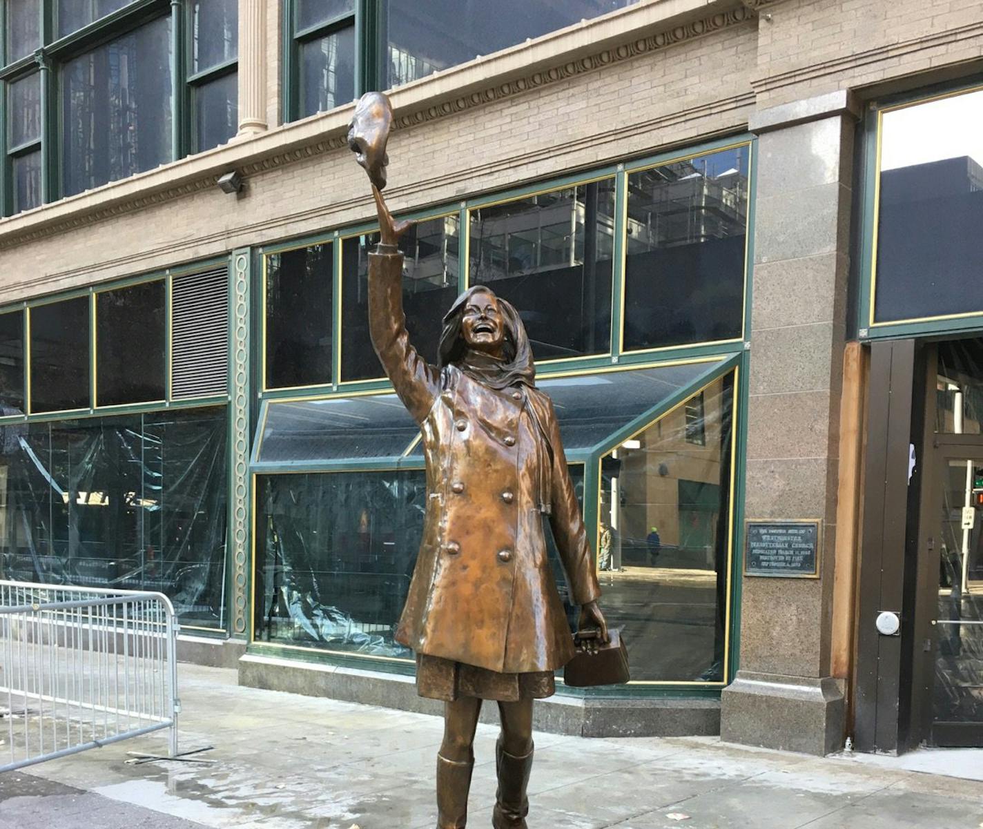 The Mary Tyler Moore statue has returned to the corner of 7th and Nicollet in Minneapolis.