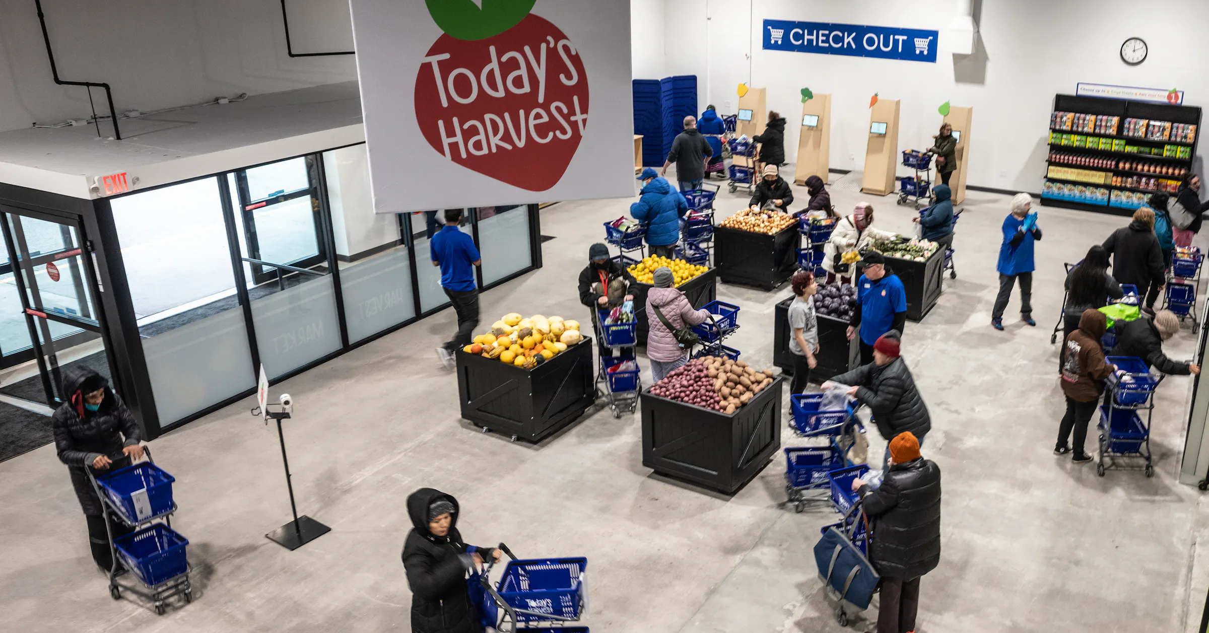 Minnesota cities, counties fund food aid after SNAP delays
