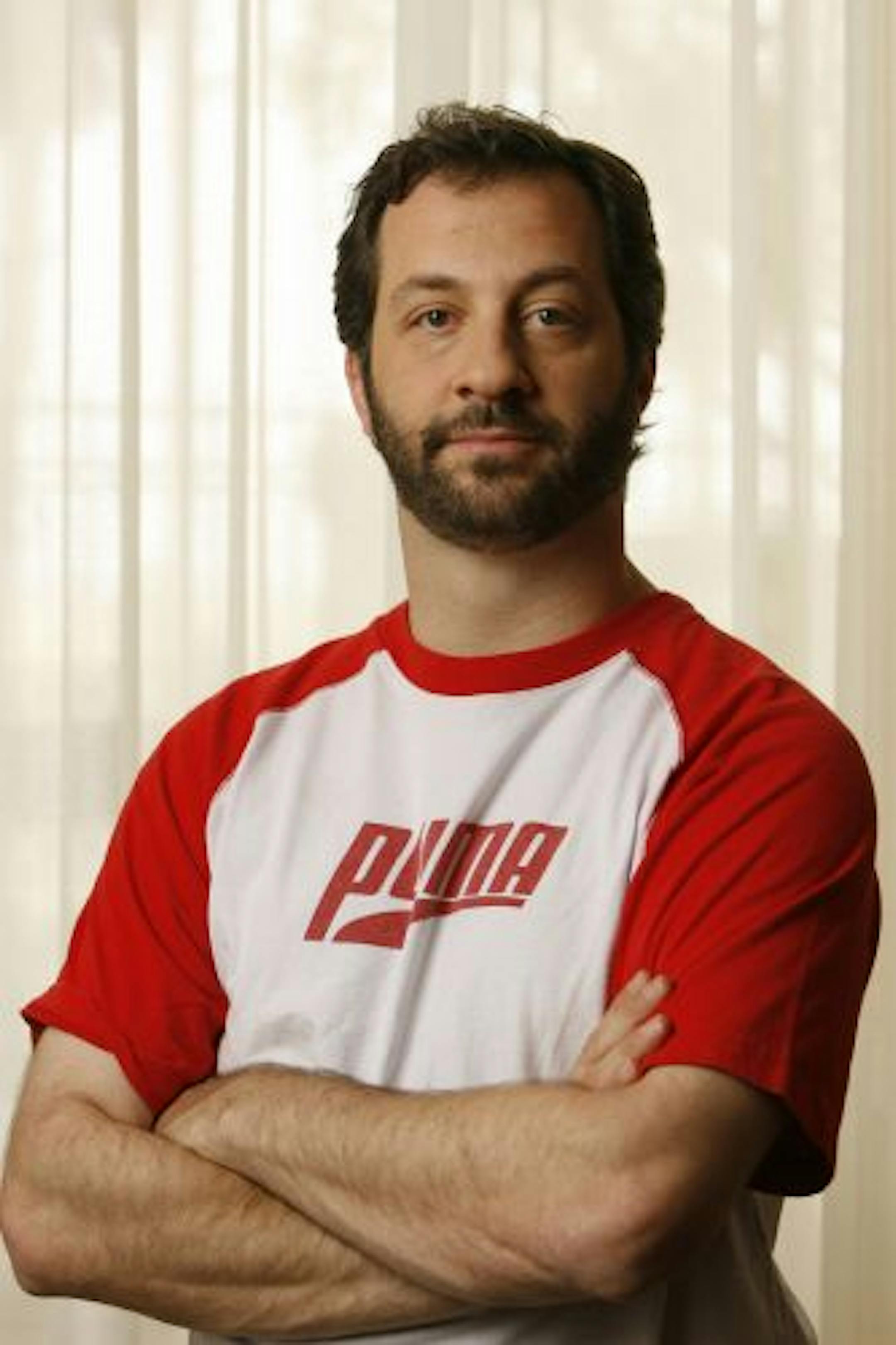 Director Judd Apatow poses in Santa Monica, Calif., Friday, May 18, 2007.