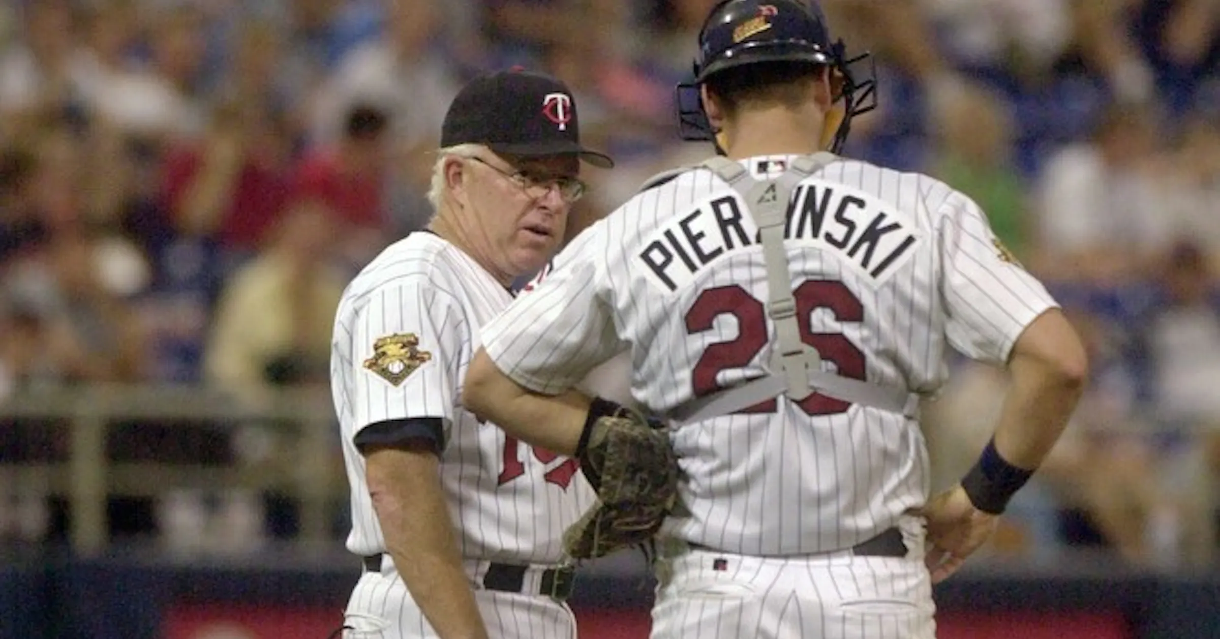Kelly Rwins A.J. Pierzynski: Twins probably would have won 2002 World Series if Tom ...