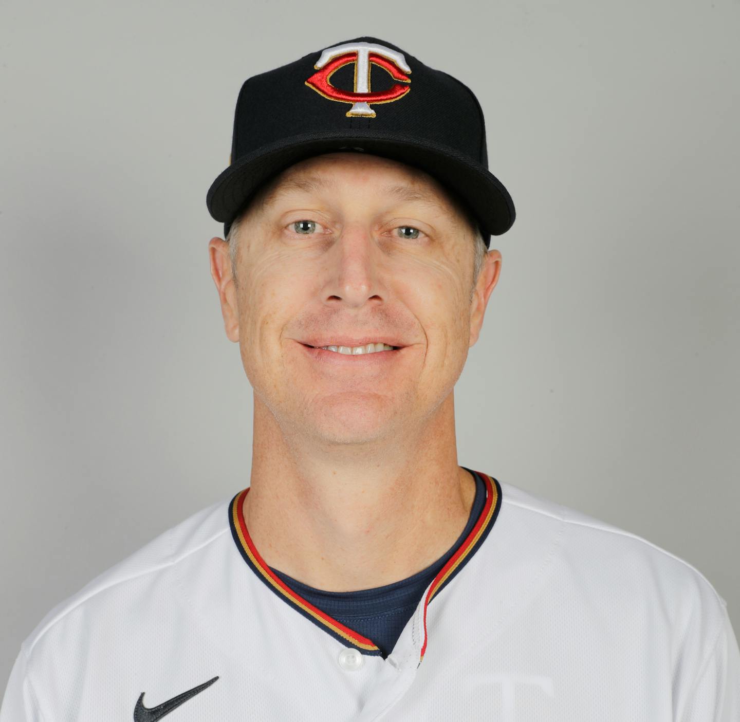 Twins bench coach Mike Bell and Edina hockey: It's all relative