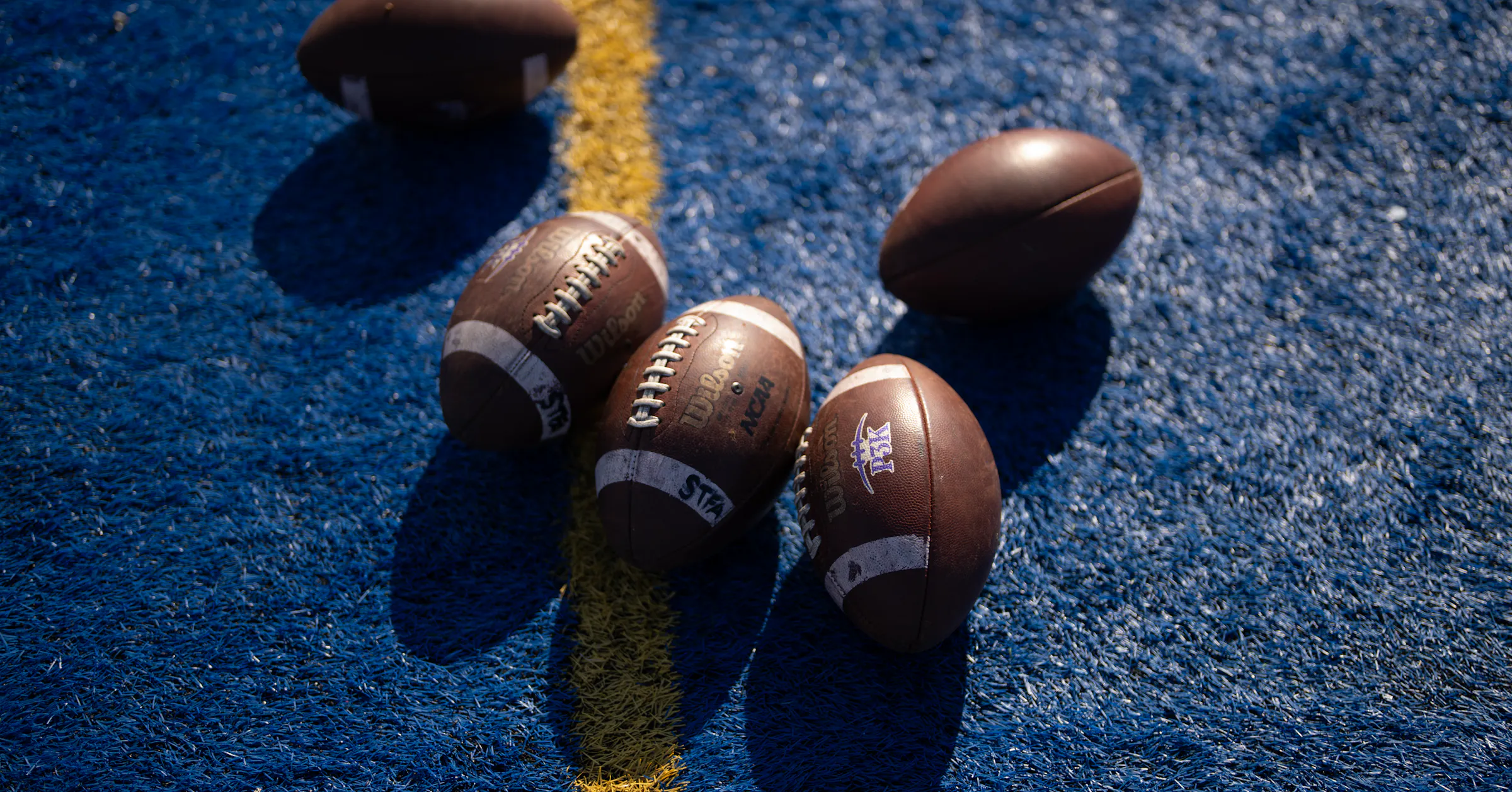 Details zum Unfall, bei dem ein Fußballspieler der Dawson-Boyd High School ...