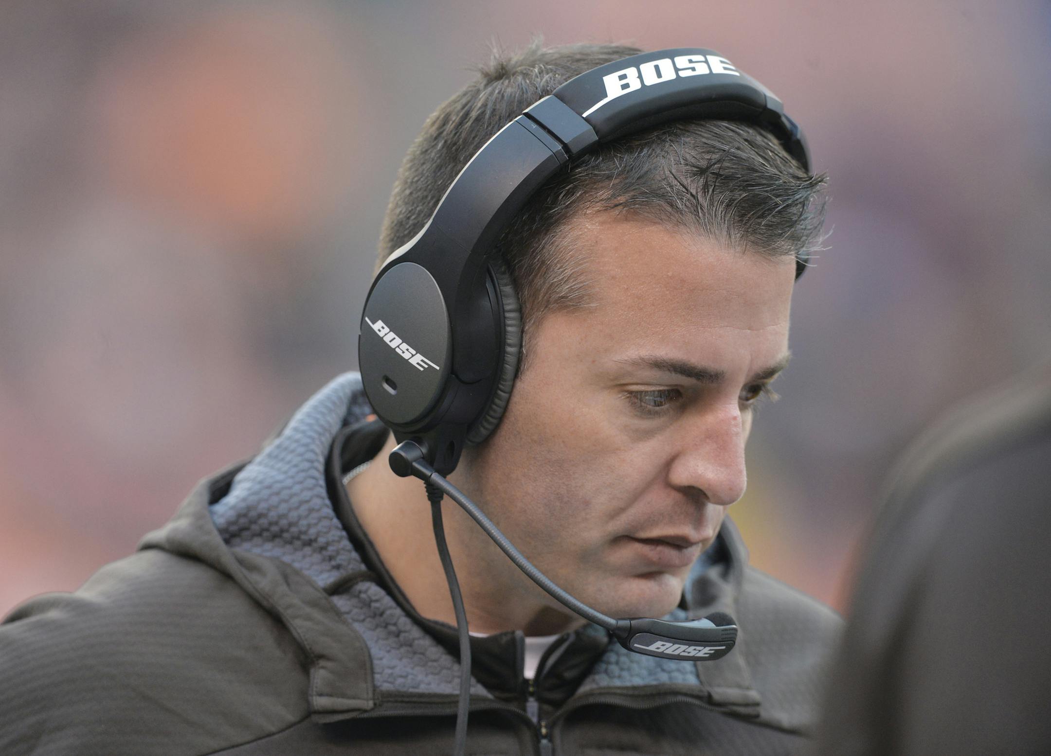 Cleveland Browns offensive coordinator John DeFilippo reacts on the sideline during an NFL football game against the Cincinnati Bengals Sunday, Dec. 6, 2015, in Cleveland. Cincinnati won 37-3. (AP Photo/David Richard) ORG XMIT: CDS
