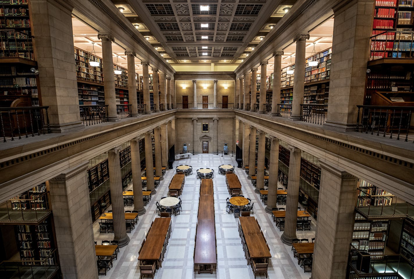 The interior of the the James J. Hill Center in downtown St. Paul. The building has been listed for sale. ] CARLOS GONZALEZ &#x2022; cgonzalez@startribune.com &#x2013; St. Paul, MN &#x2013; November 18, 2019, Months after it closed its doors, the James J. Hill Center in downtown St. Paul has been listed for sale.