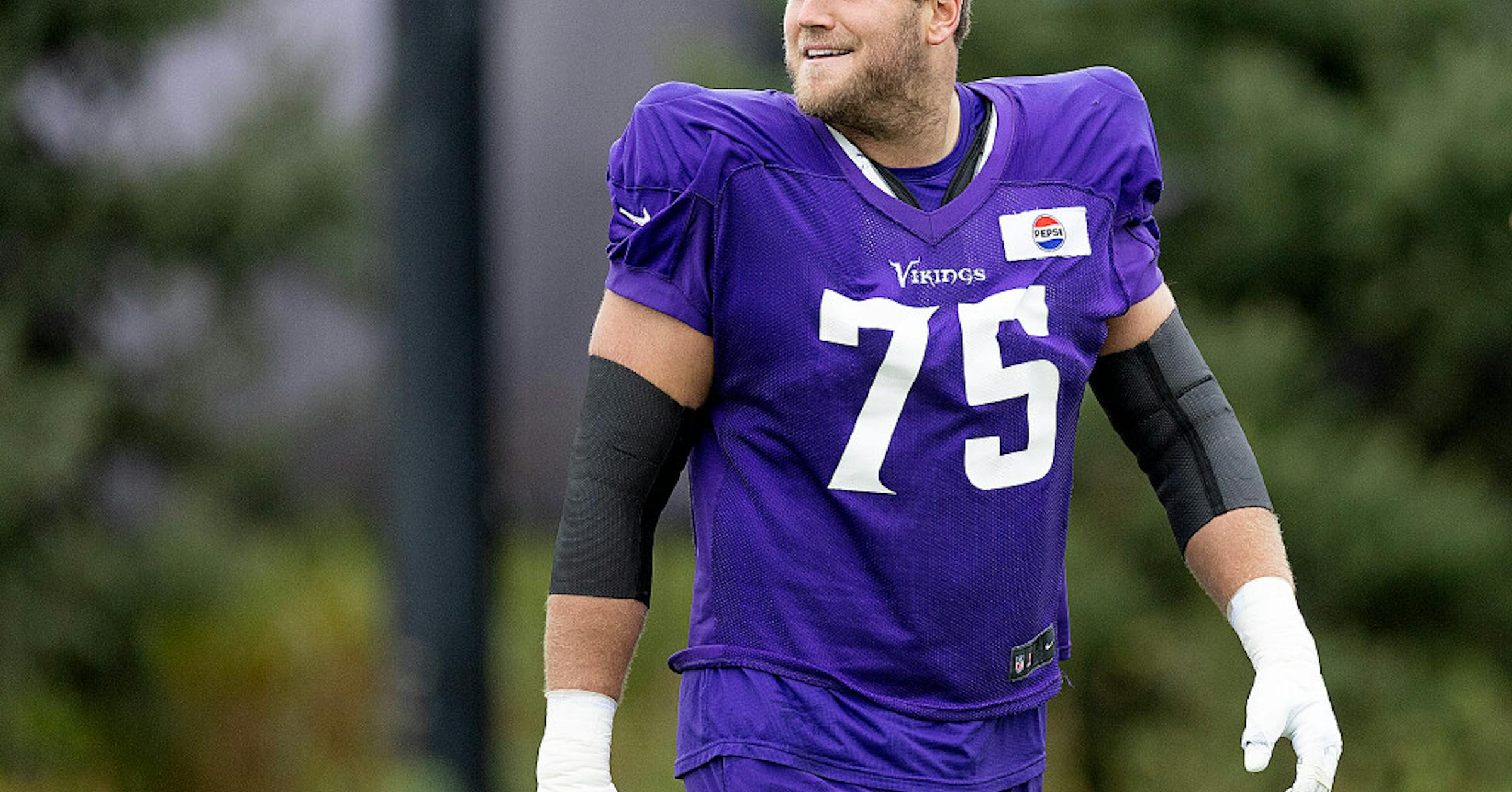 Vikings injury report: Offensive line getting healthier Vikings injury report: Offensive line getting healthier