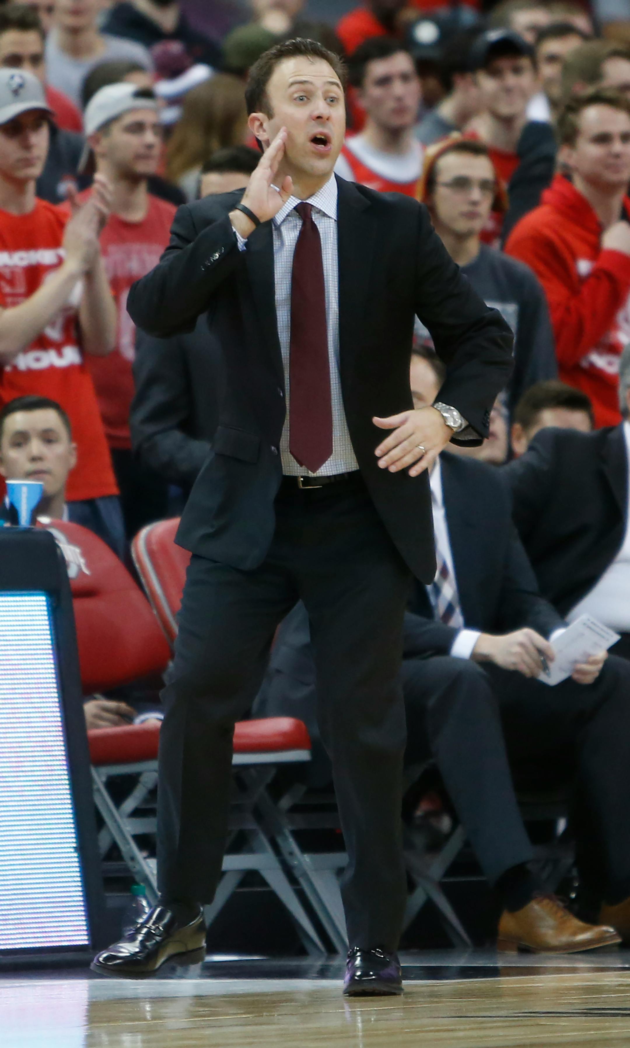 Minnesota head coach Richard Pitino shouts to his team against Ohio State's during the second half of an NCAA college basketball game Sunday, Dec. 2, 2018, in Columbus, Ohio. Ohio State beat Minnesota 79-59. (AP Photo/Jay LaPrete)