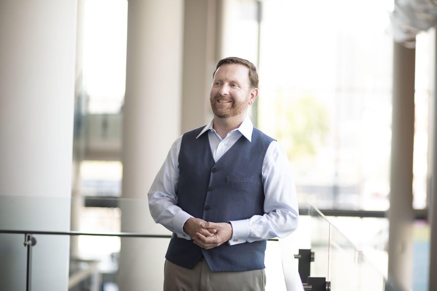 Minnesota Orchestra violist Sam Bergman (photo by Josh Kohanek)