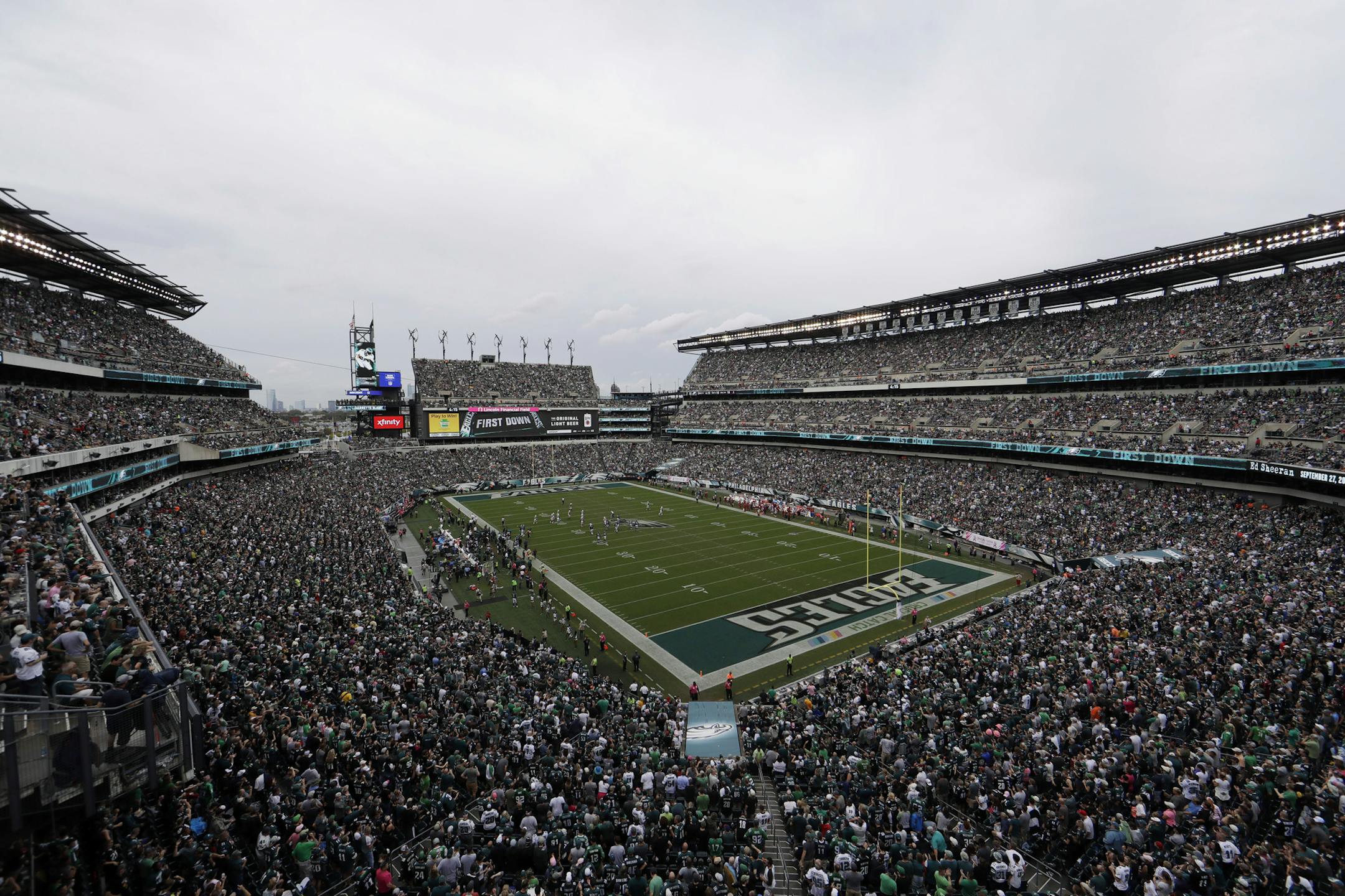 A general view of Lincoln Financial Field during the second half of an NFL football game between the Philadelphia Eagles and the Arizona Cardinals, Sunday, Oct. 8, 2017, in Philadelphia. (AP Photo/Michael Perez) ORG XMIT: _22S5373a