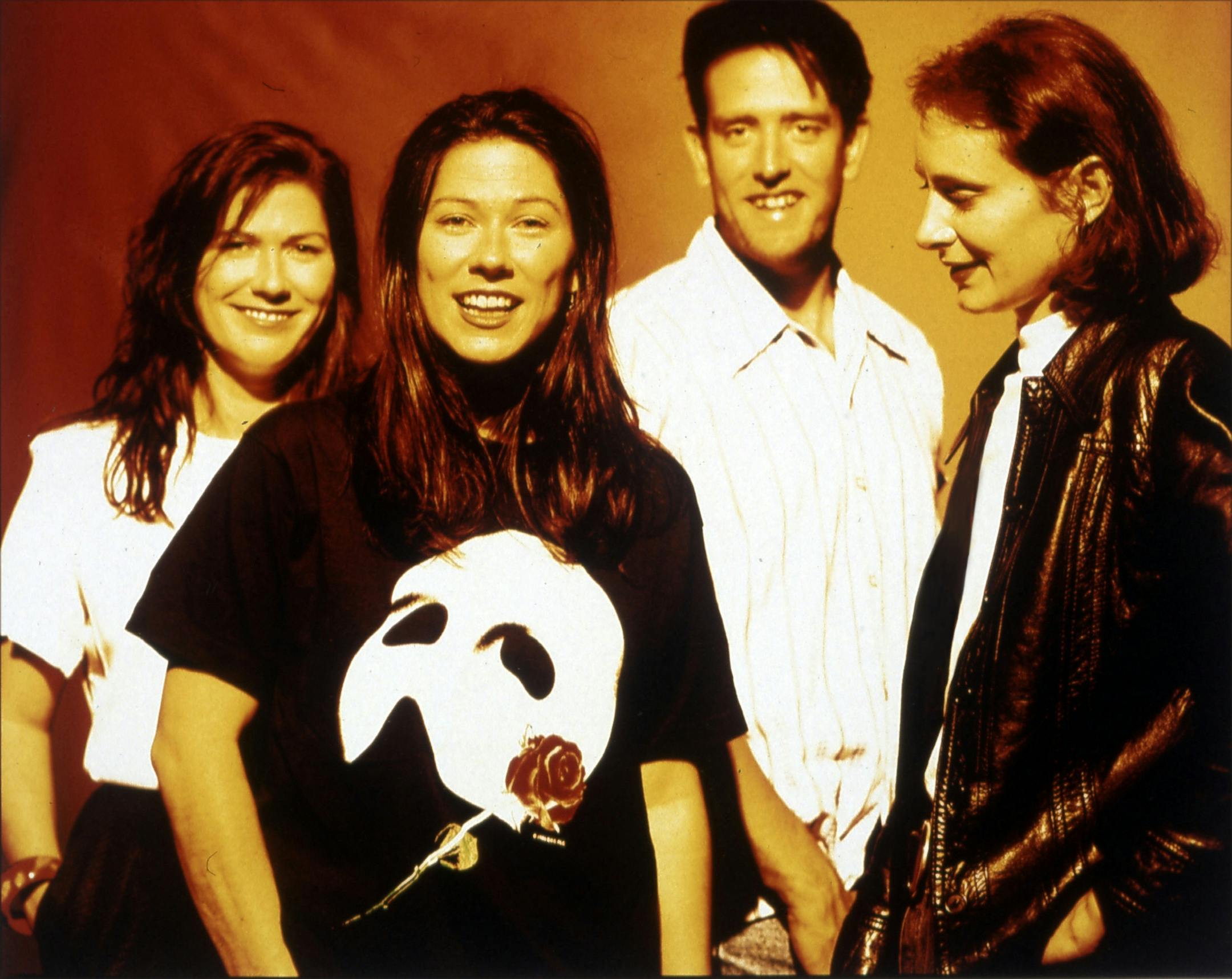 The Breeders, 1993 L-R: Kelley Deal, Kim Deal, Jim Macpherson, Josephine Wiggs