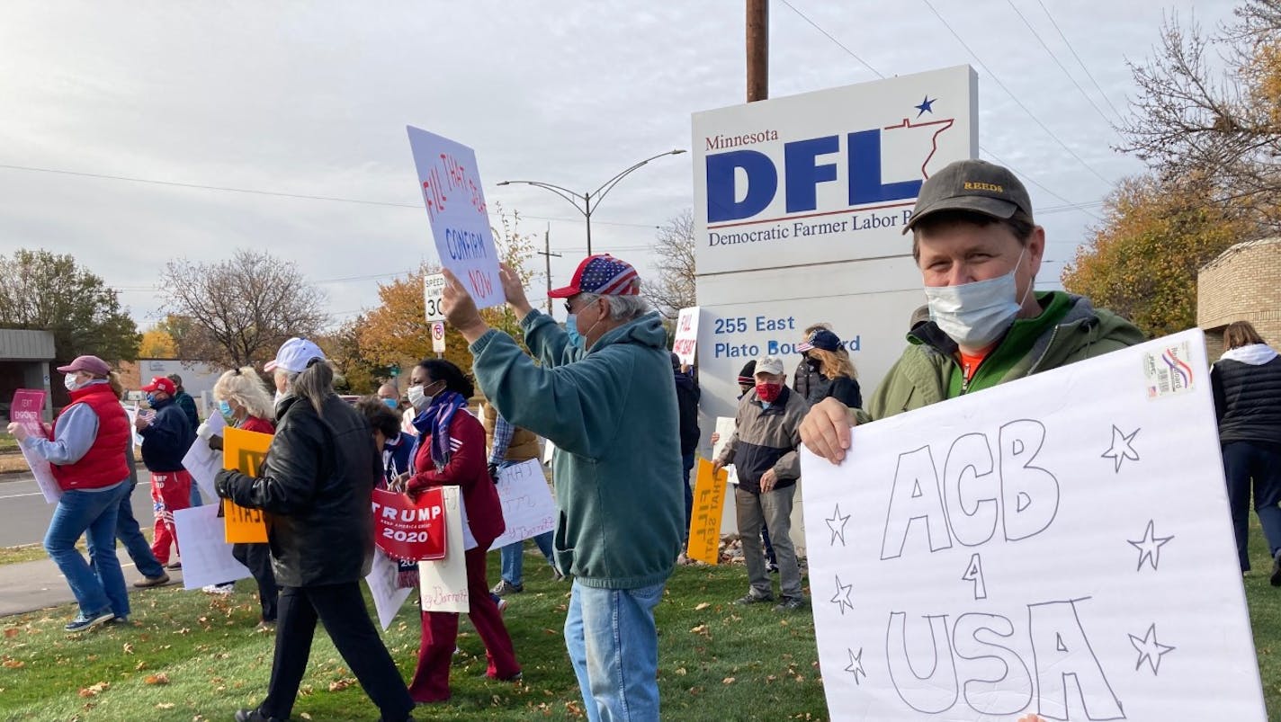 Photo by Katy Read Supporters of President Donald Trump's Supreme Court nominee Judge Amy Coney Barrett rallied Saturday outside DFL headquarters in St. Paul to call for her confirmation.