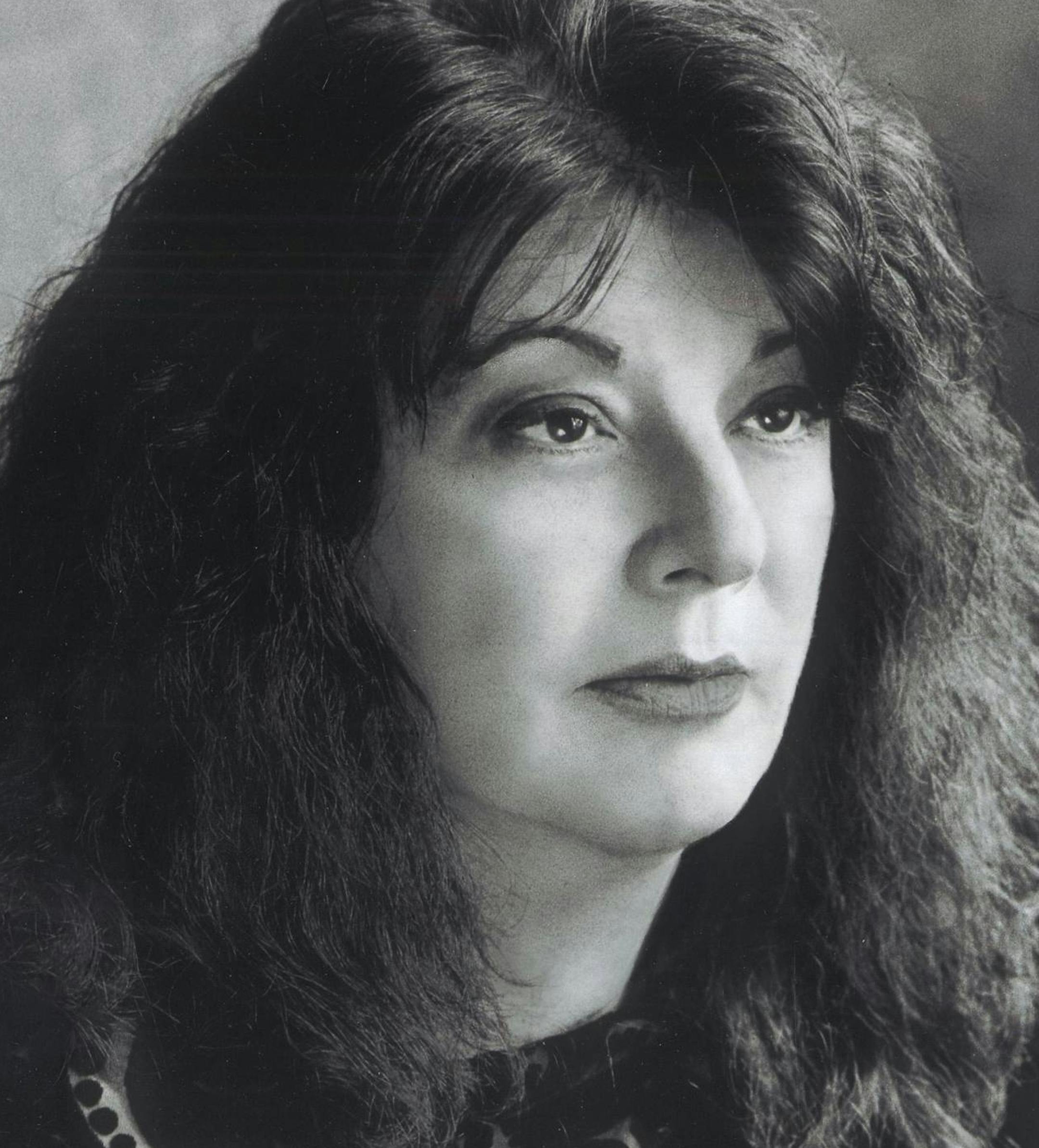 Jean Thompson Photo by Marion Ettlinger