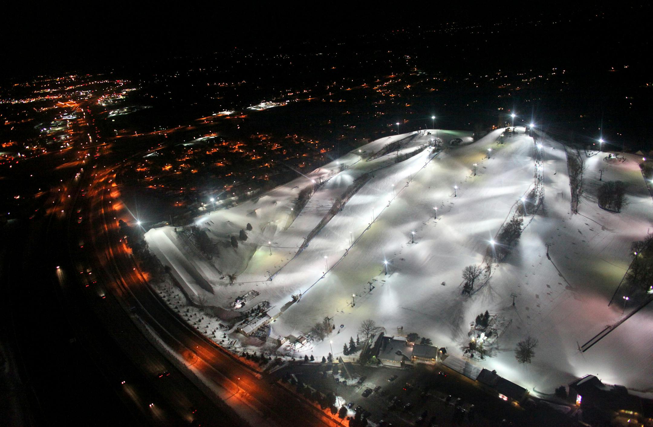 A bird’s-eye view of Buck Hill at night, in February 2010. That’s Interstate 35 running along the eastern edge of the Burnsville ski area.