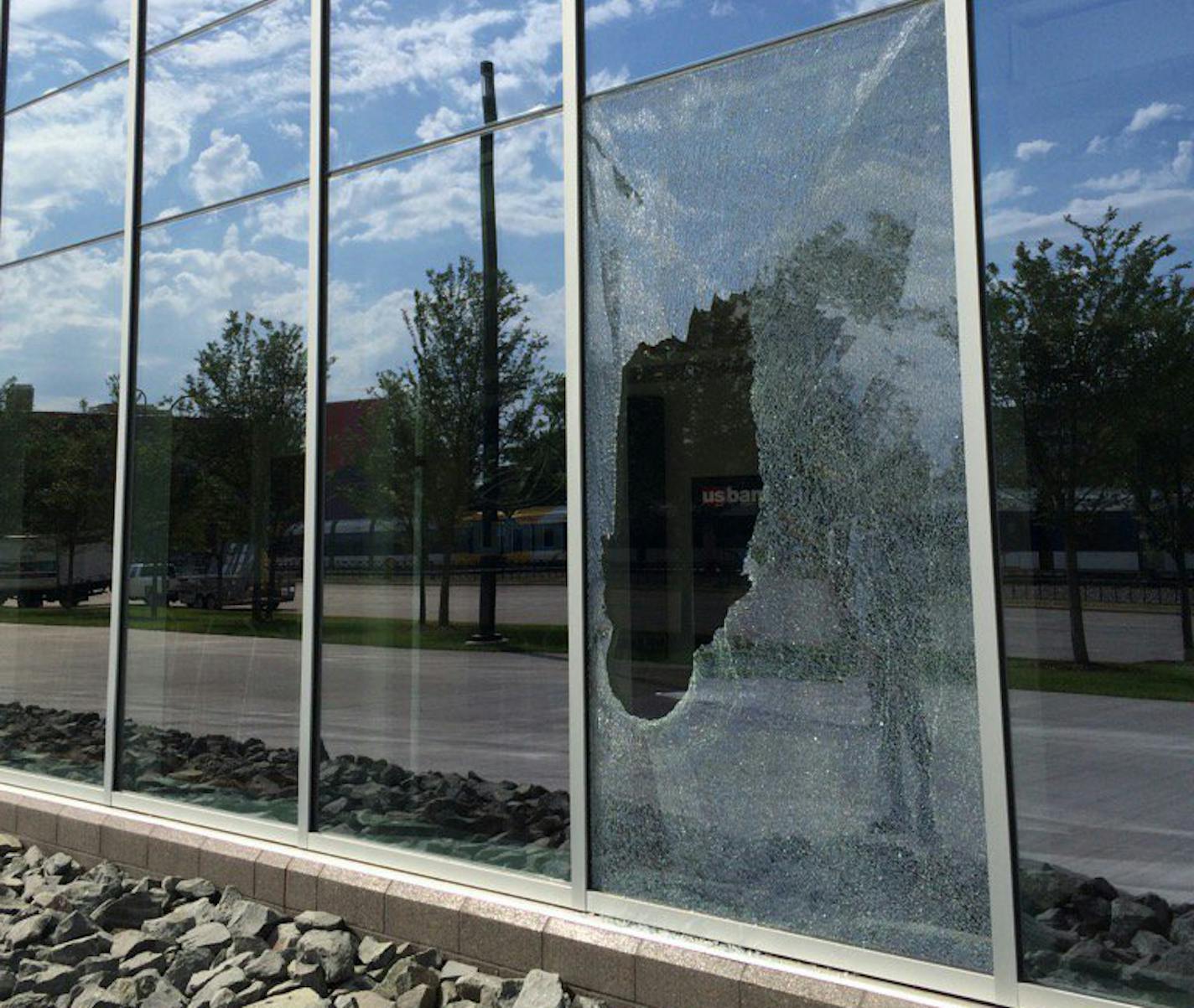 The new U.S. Bank Stadium already has a broken window.