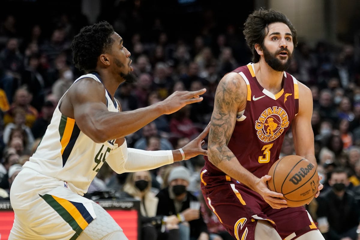 Ricky Rubio of the Cavs got past Utah’s Donovan Mitchell during a game on Dec. 5.