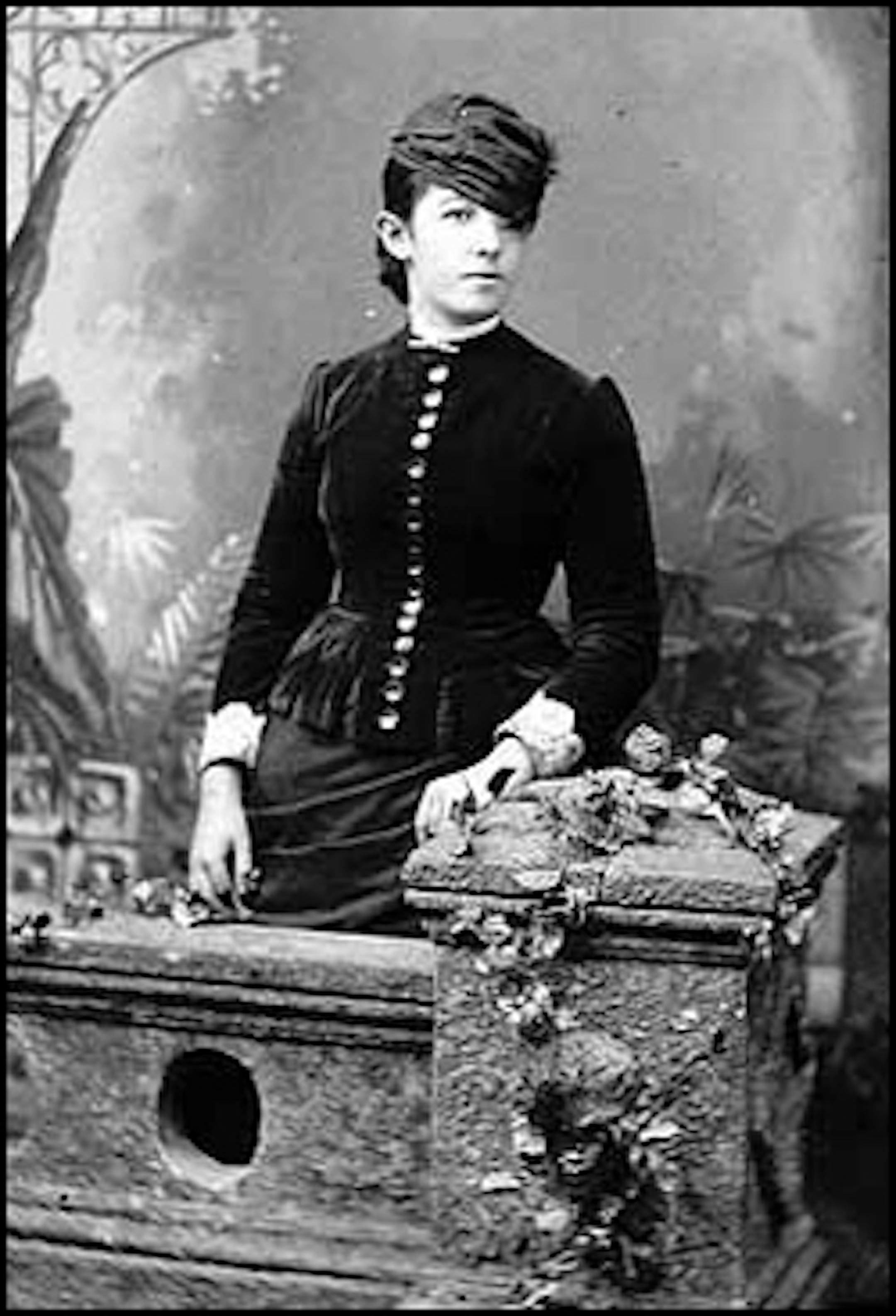 Woman with hat, about 1880