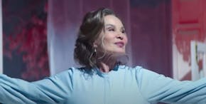 Jessica Lange takes a well-deserved bow in "The Great Lillian Hall."