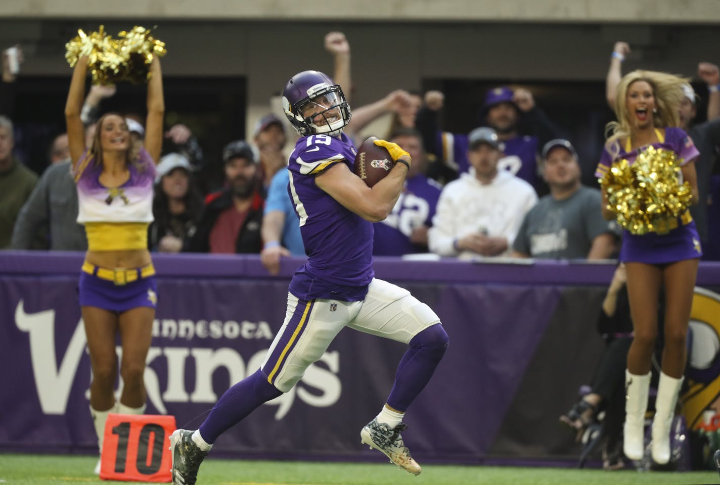 Minnesota Vikings wide receiver Adam Thielen looked back and smiled as he headed for the end zone on a 65 pass play for a fourth quarter touchdown. ] JEFF WHEELER &#xef; jeff.wheeler@startribune.com The Minnesota Vikings defeated the Los Angeles Rams 24-7 in an NFL football game Sunday afternoon, November 19, 2017 at U.S. Bank Stadium in Minneapolis.