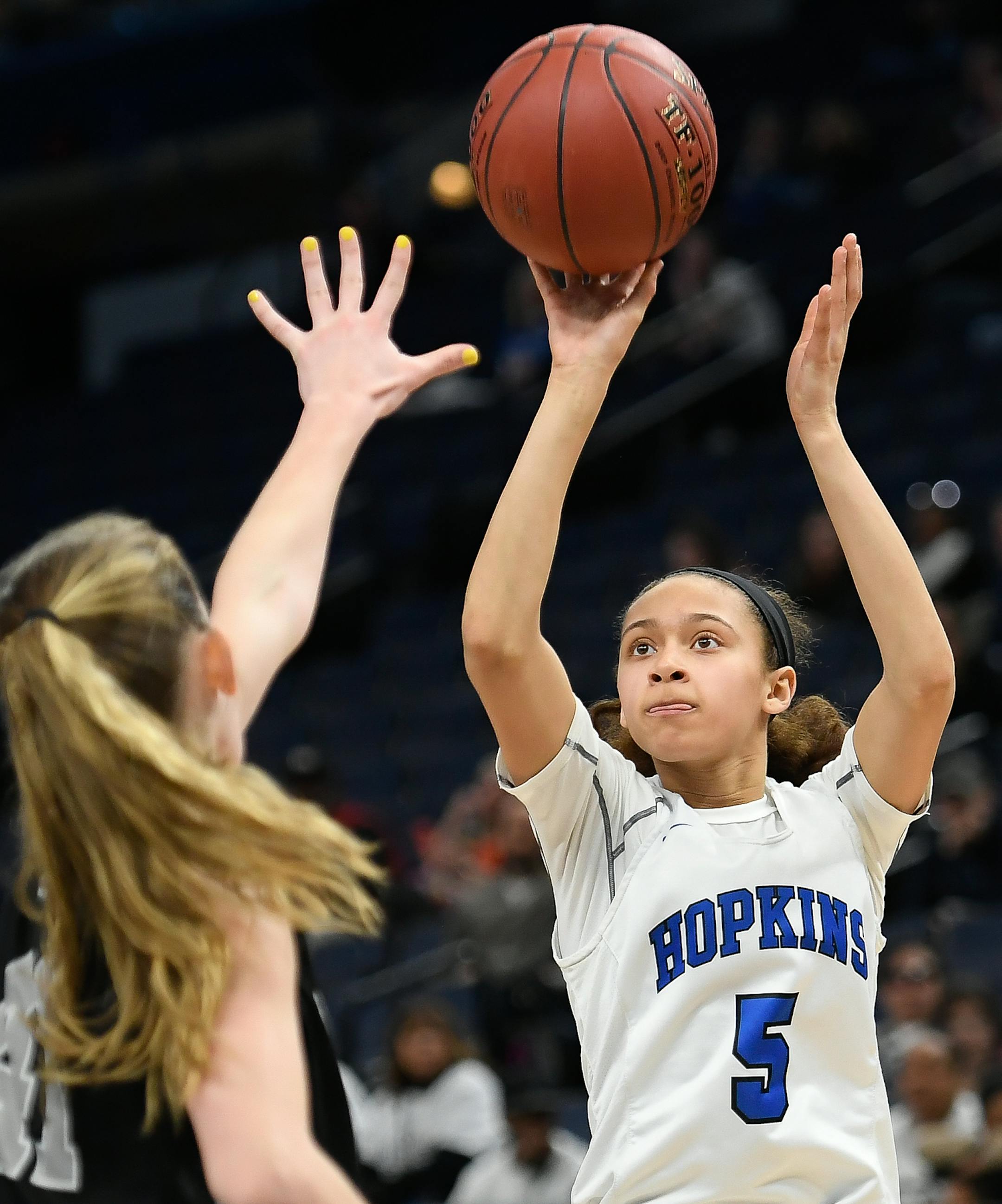 Hopkins guard Amaya Battle (5) hit a 2-point shot over Roseville forward Jayda Johnston (41) in the first half. ] AARON LAVINSKY ï aaron.lavinsky@startribune.com Lakeville North played Eastview in a Class 4A semifinal game on Thursday, March 15, 2018 at Target Center in Minneapolis, Minn.