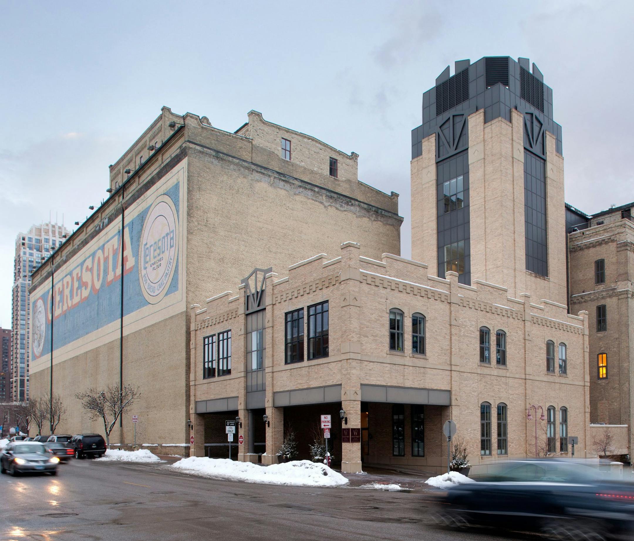 Homegazing: Multi-million dollar Whitney condo. photo by Landmark Photography & Design