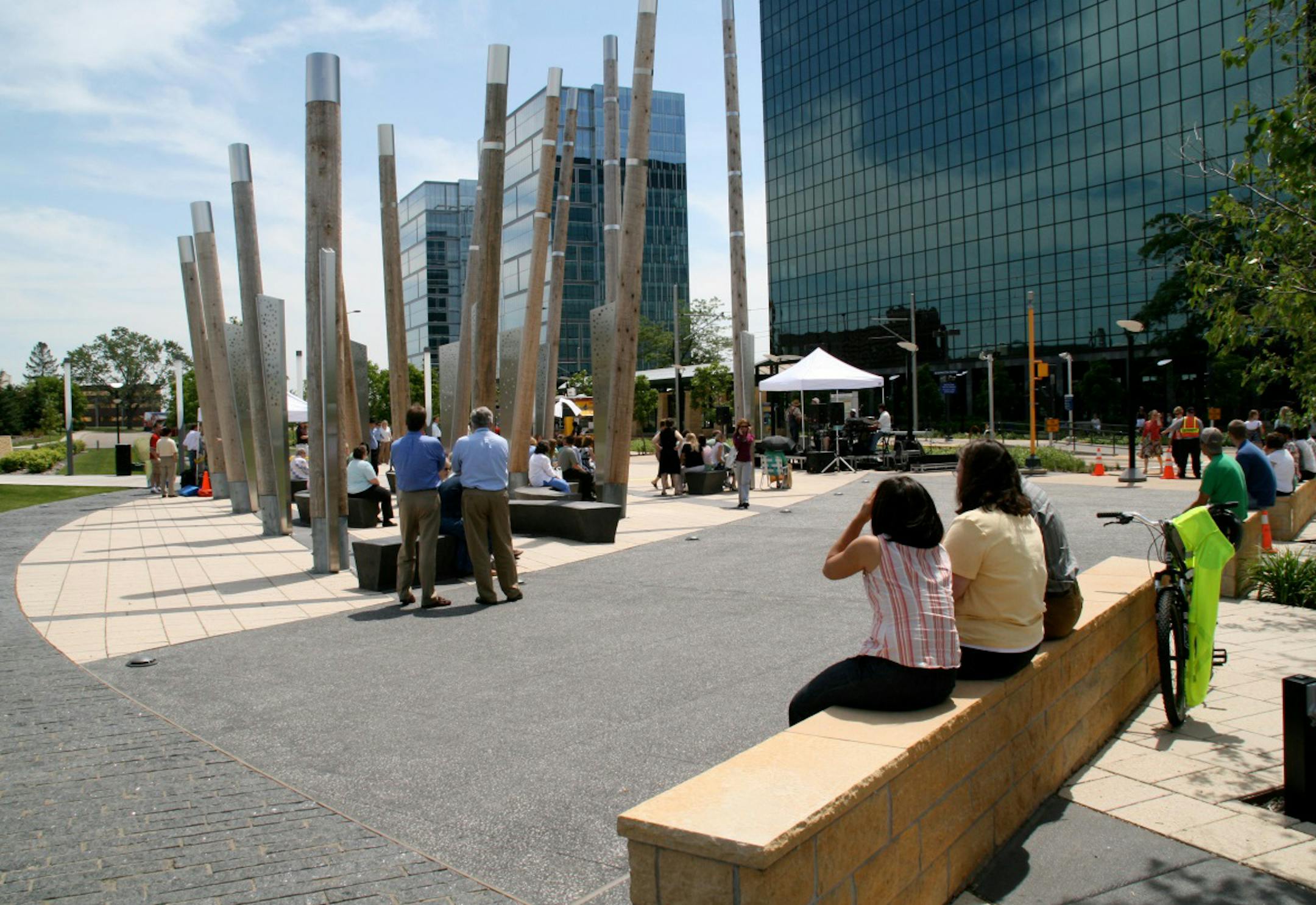 Lunchtime music in BCS Park.