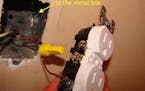How to repair ungrounded three-prong outlets