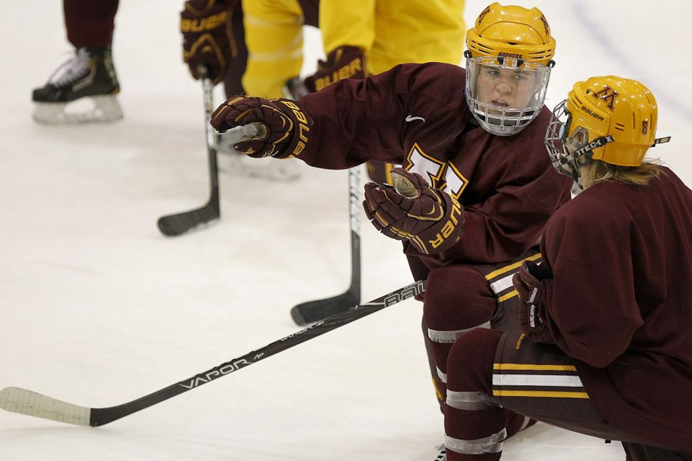 Hannah Brandt, left, and Amanda Kessel