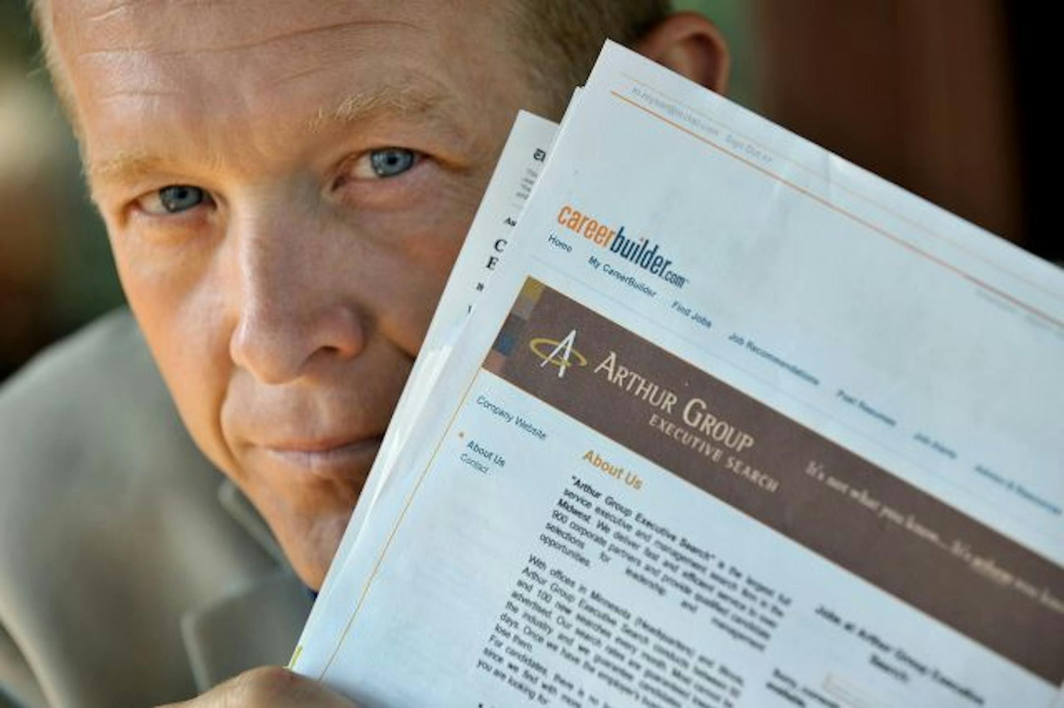 Mike Myser paid Arthur Group $3,000 to help him find a job but they didn't even provide the basics now Arthur Group has closed its website and office and has no job listings on Career Builder.
