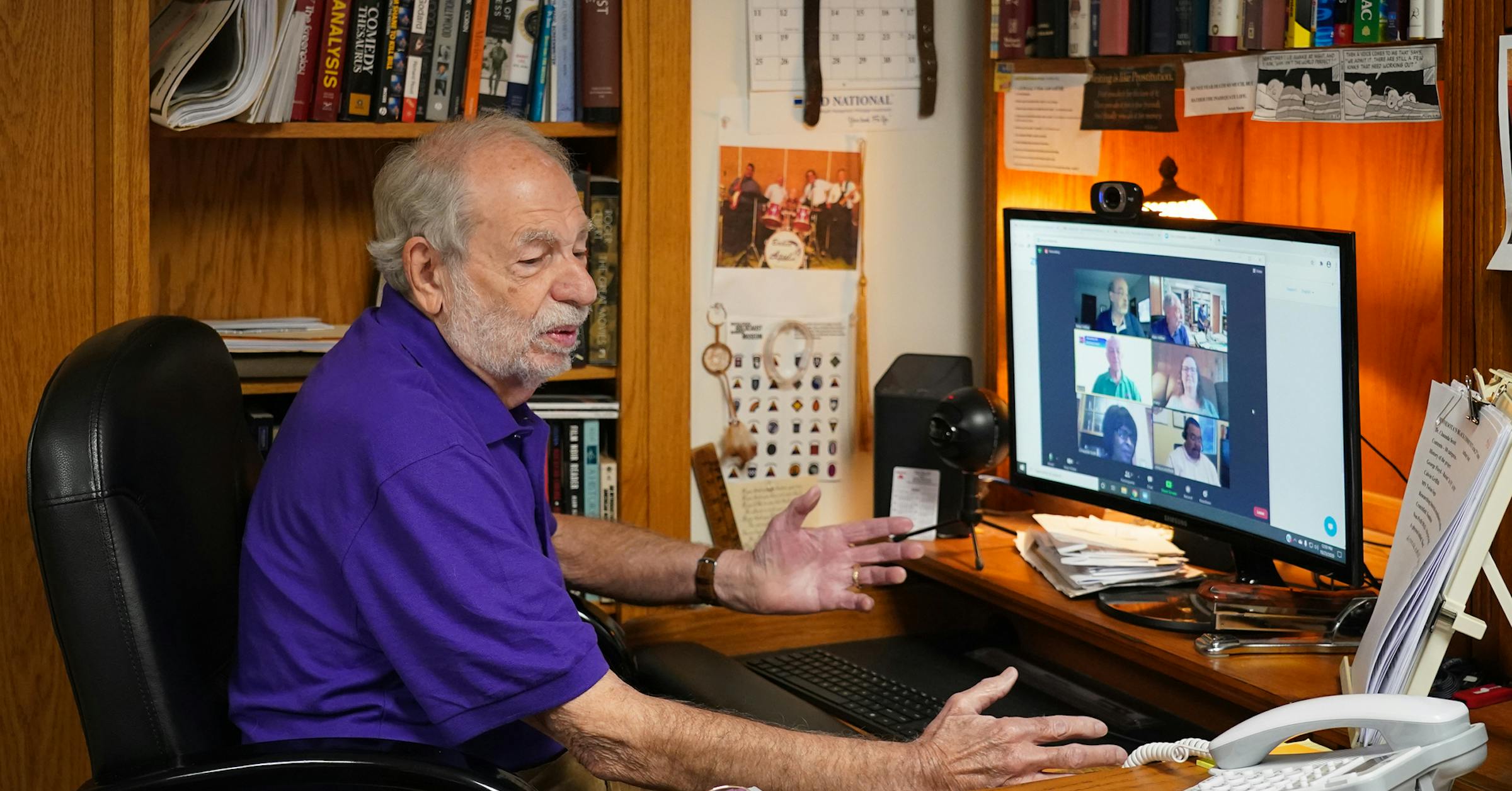 Octogenarian hosts top Minnesota politicians on Eagan cable access show