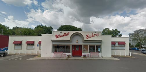 Minneapols' Wuollet Bakeries are now... step-cousins? step-siblings? of A Baker's Wife and the former Urban Bean.