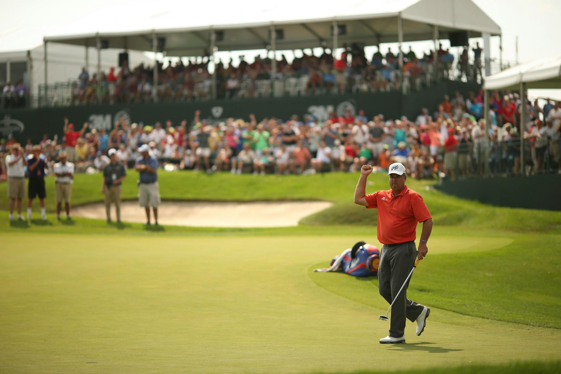 Kenny Perry celebrated after he sunk a 15-foot putt on the 18th hole for a birdie and the 3M Championship victory Sunday at TPC Twin Cities in Blaine.