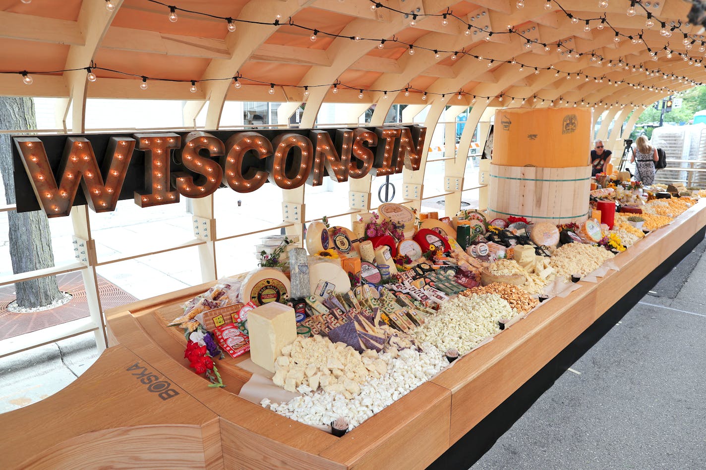 The Guinness World Records winning attempt at the worlds largest cheeseboard in downtown Madison, Wis.