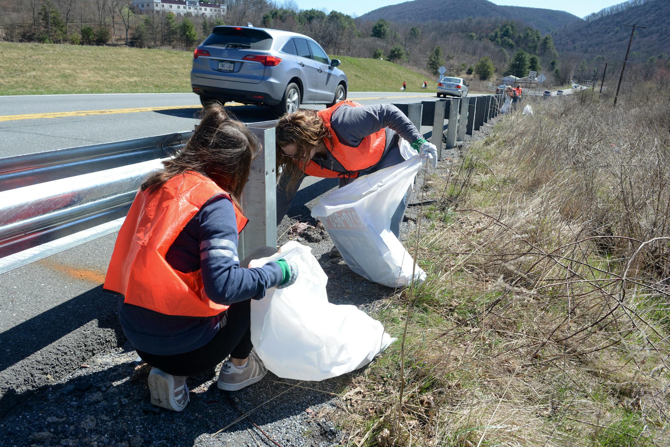 Last year, 45,000 volunteers spent more than 180,000 hours picking up after those who left a mess around Minnesota roads, and they stuffed bags with more than 960,000 pounds of litter.
