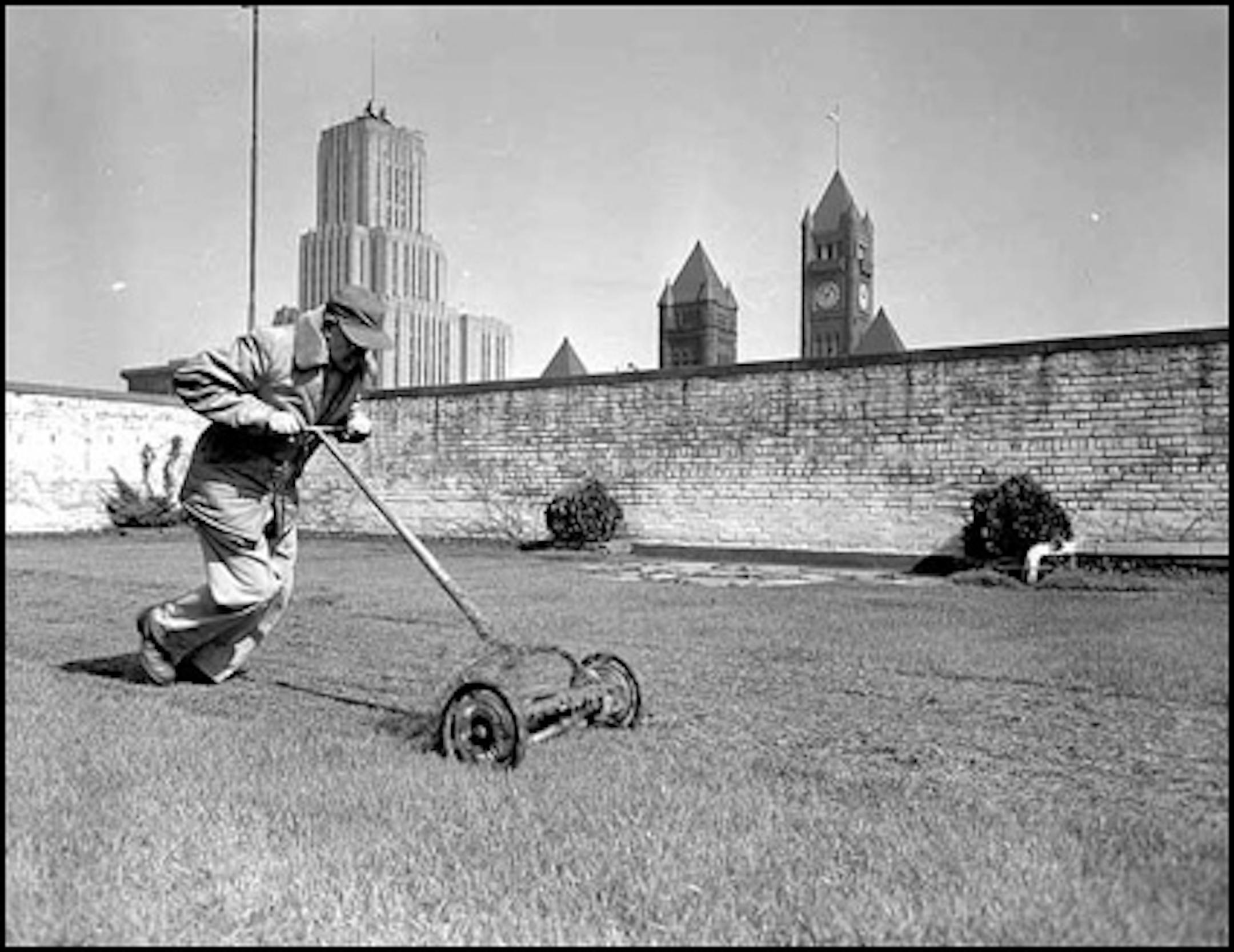 Treasure Masters building, Minneapolis, 1954