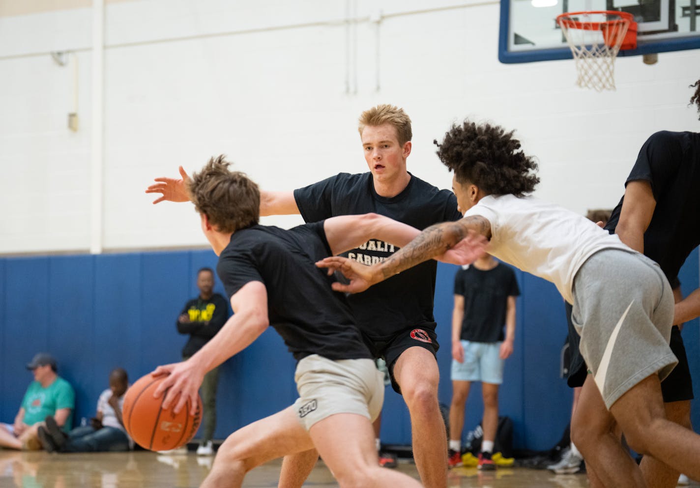 Grayson Grove prepared to defend a drive during practice at Wayzata Central Middle School in Plymouth Thursday night, May 4, 2023. Former Gophers basketball player Jonathan Williams overcame two brain surgeries and continues to lead one of the top AAU teams in the country – D1 Minnesota's U-17 squad, featuring Isaac Asuma, Jonathan Mekonnen and Grayson Grove. ] JEFF WHEELER • jeff.wheeler@startribune.com