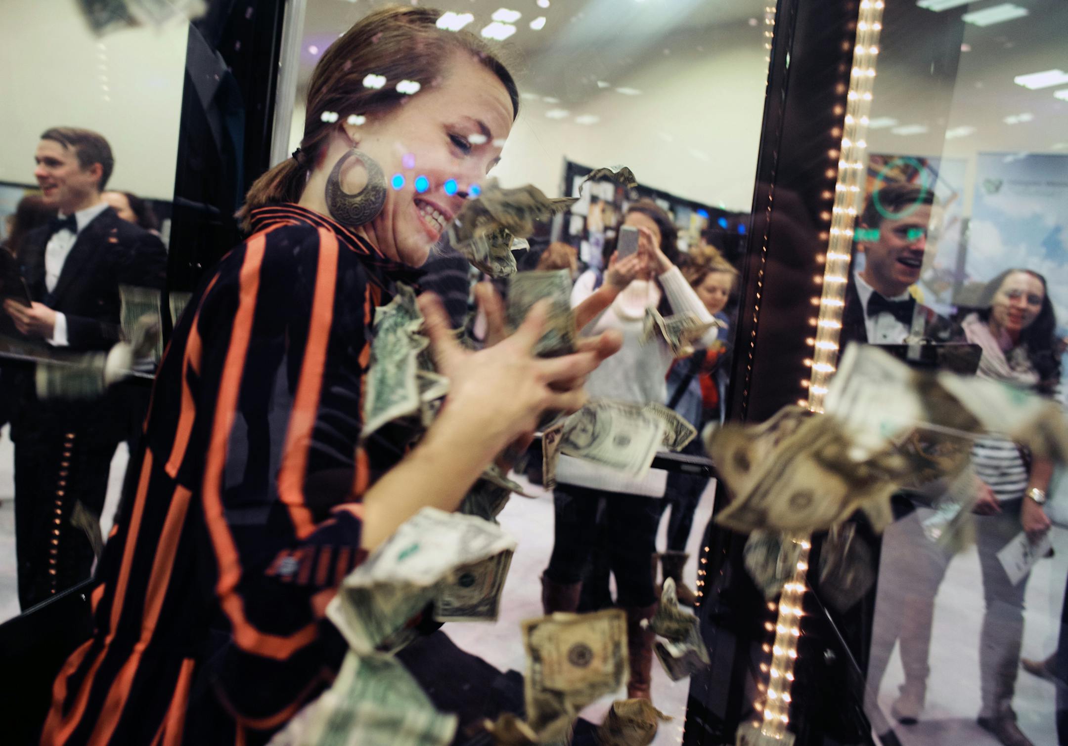 At the Bridal Show, the largest state wedding fair held at the Minneapolis Convention Center, Katie Irvin who is getting married in September was trying to grab as much cash as possible. The amount, $109 would be discounted against Savvi formal wear rentals.]rtsong-taatarii@startribune.com