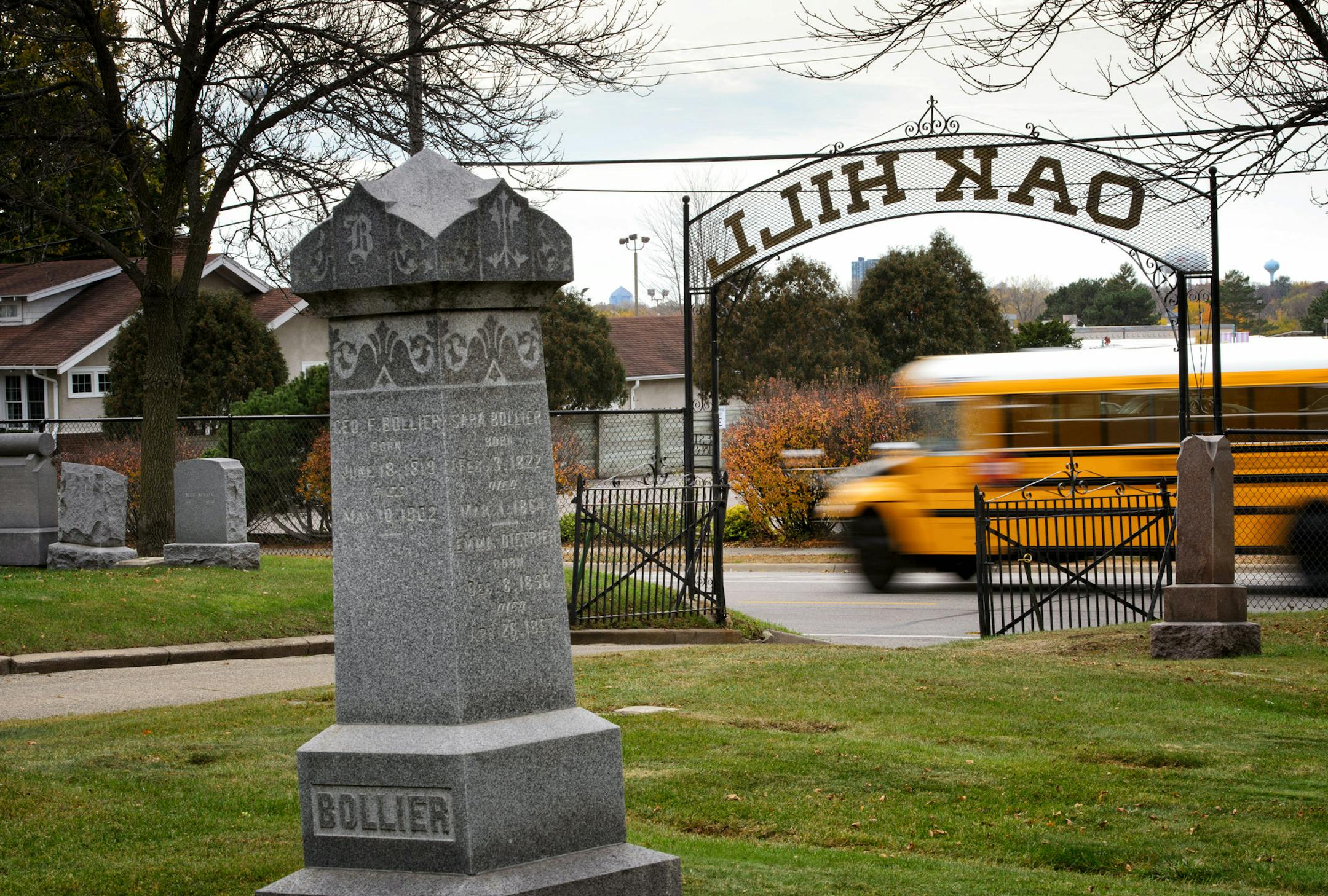 Once in a far-flung corner of Minneapolis, Oak Hill Cemetery is now surrounded by houses and commercial buildings, and flanked by busy Lyndale Avenue S.