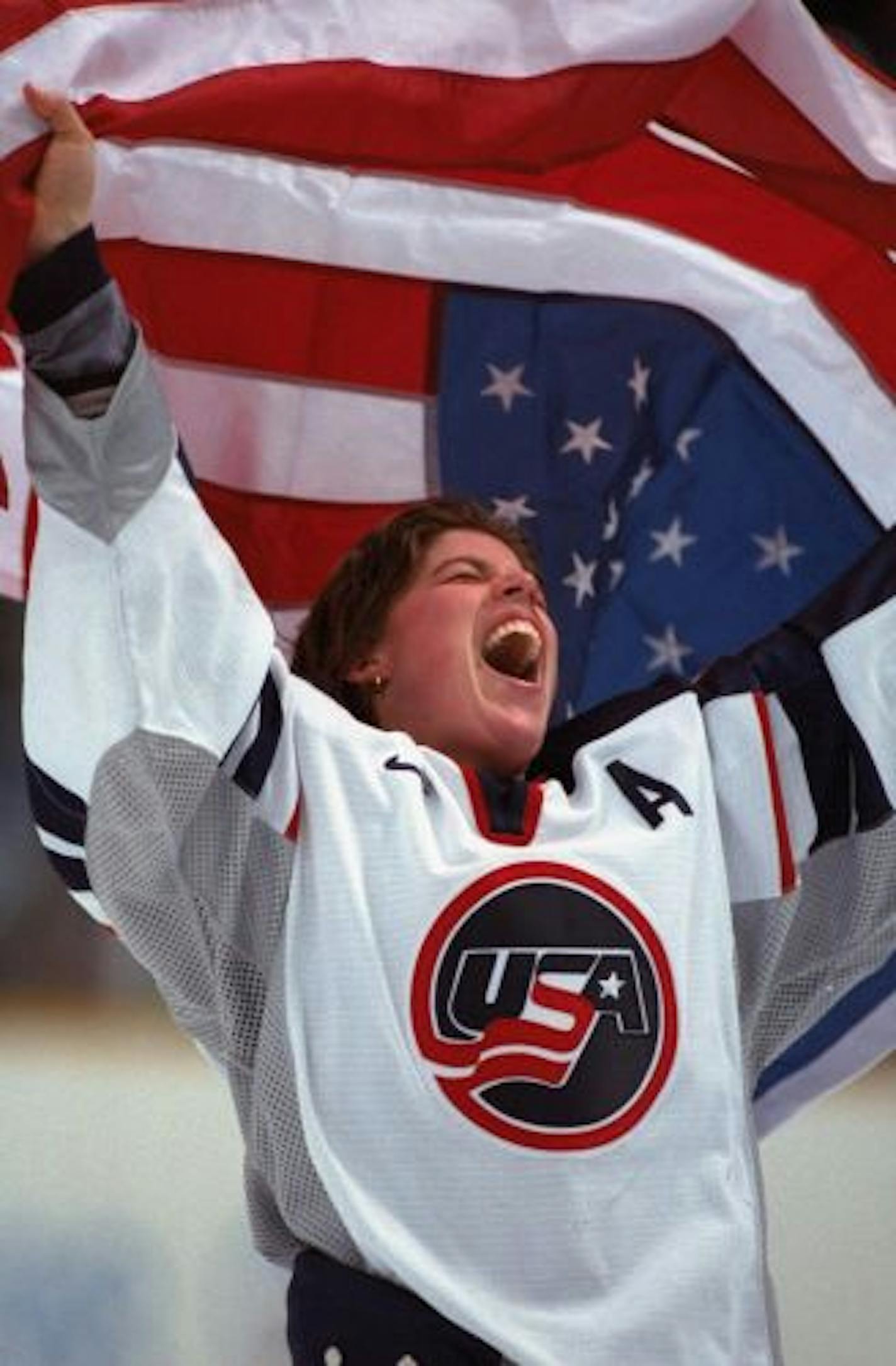 Karyn Bye of the USA celebrateda 3-1 gold medal win over Canada during the 1998 Winter Olympic Games.