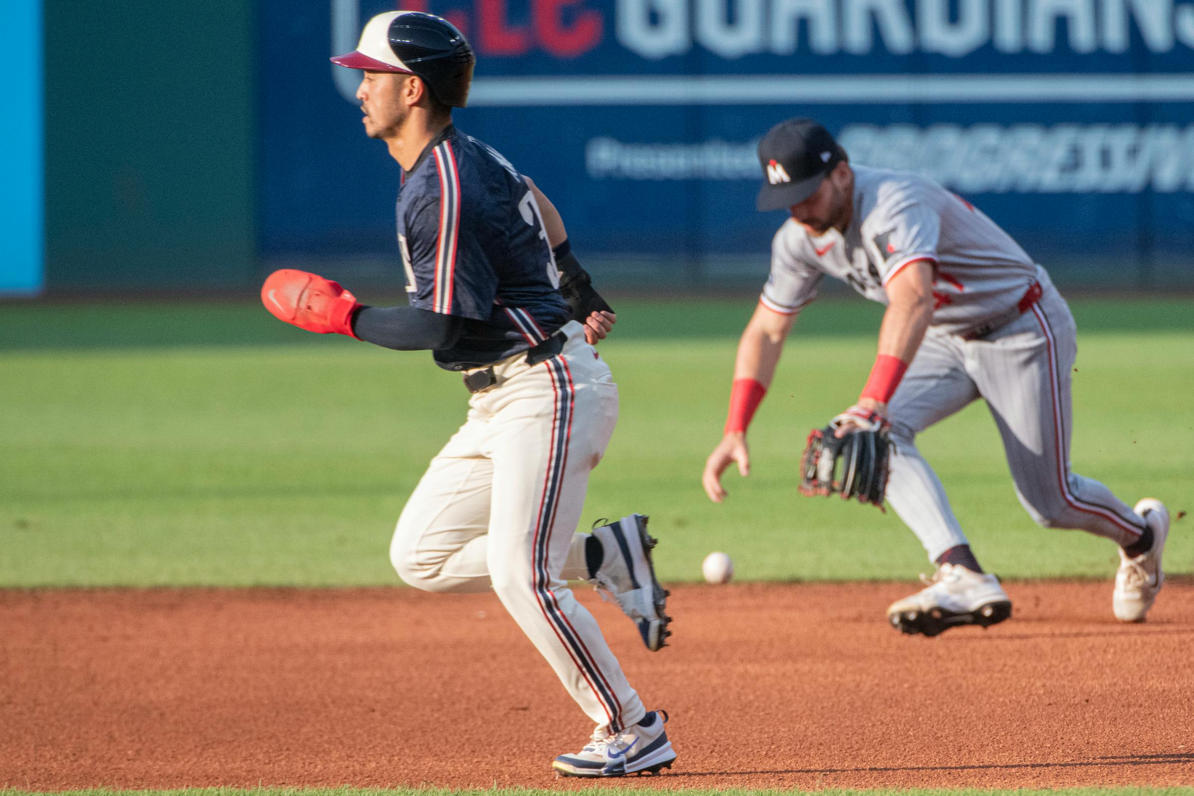 After trading eight, Twins call up roster replacements