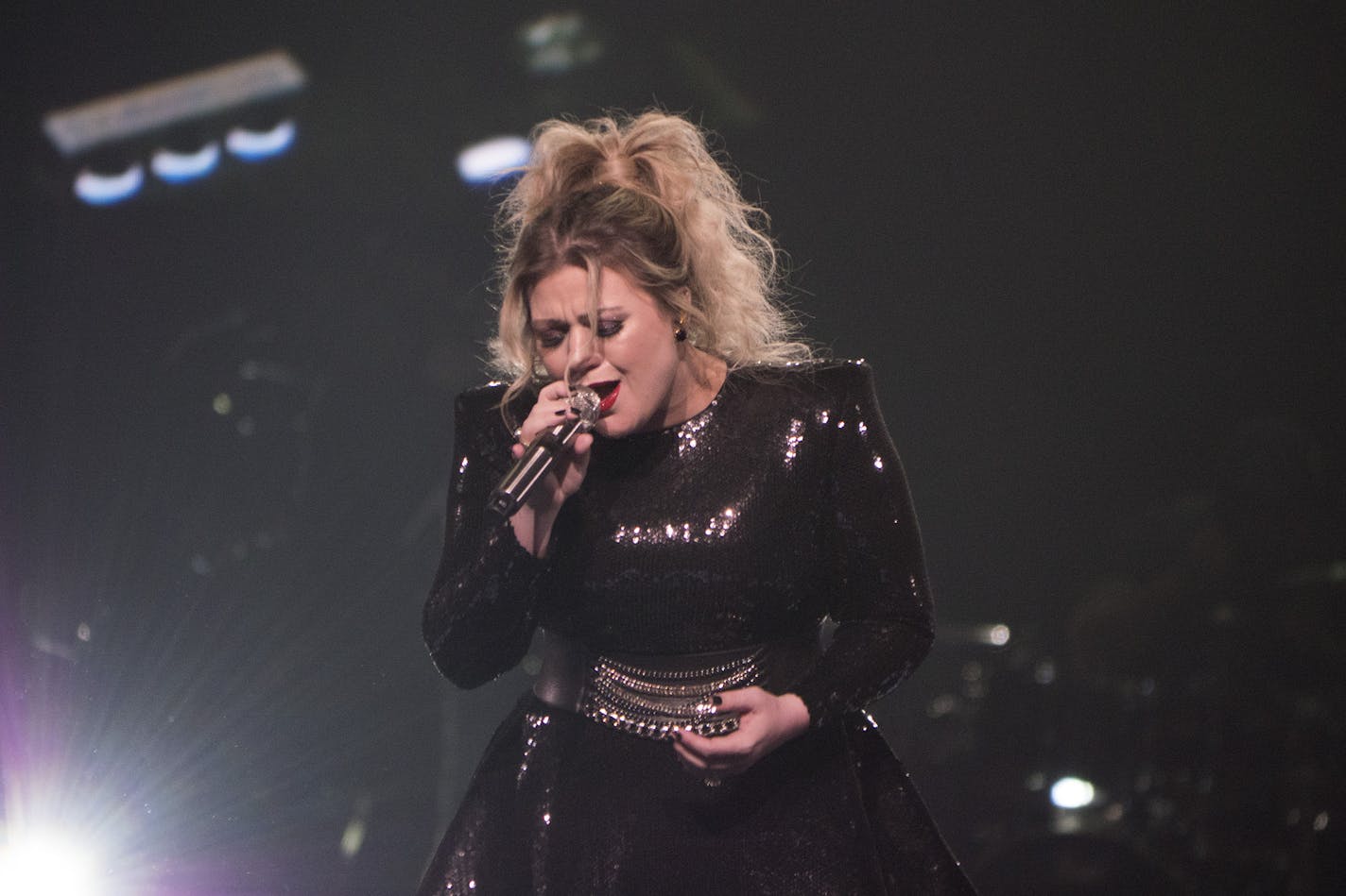 Kelly Clarkson brings her Meaning of Life tour to Xcel Energy Center in St. Paul February 16, 2019. (Courtney Perry/Special to the Star Tribune)