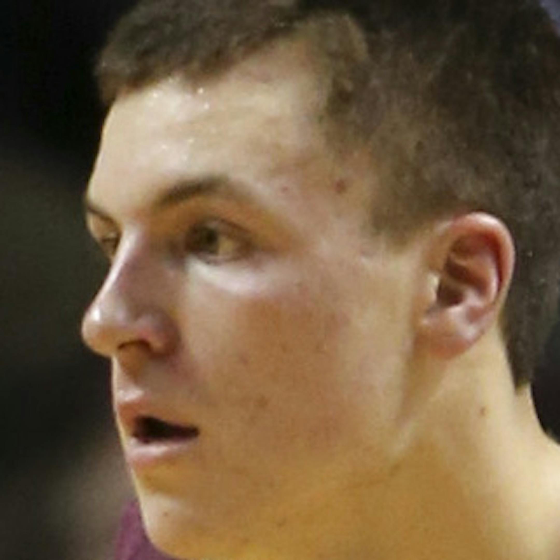 Fergus Falls' Nathan Rund took the ball upcourt late in the second half Wednesday afternoon, defended by Waseca's Jake Guse (52) and Malik Willingham. ] JEFF WHEELER ï jeff.wheeler@startribune.com Fergus Falls beat Waseca 70-63 in a Boys' State Basketball Tournament Class 3A quarterfinal game Wednesday afternoon, March 9, 2016 at Williams Arena in Minneapolis.