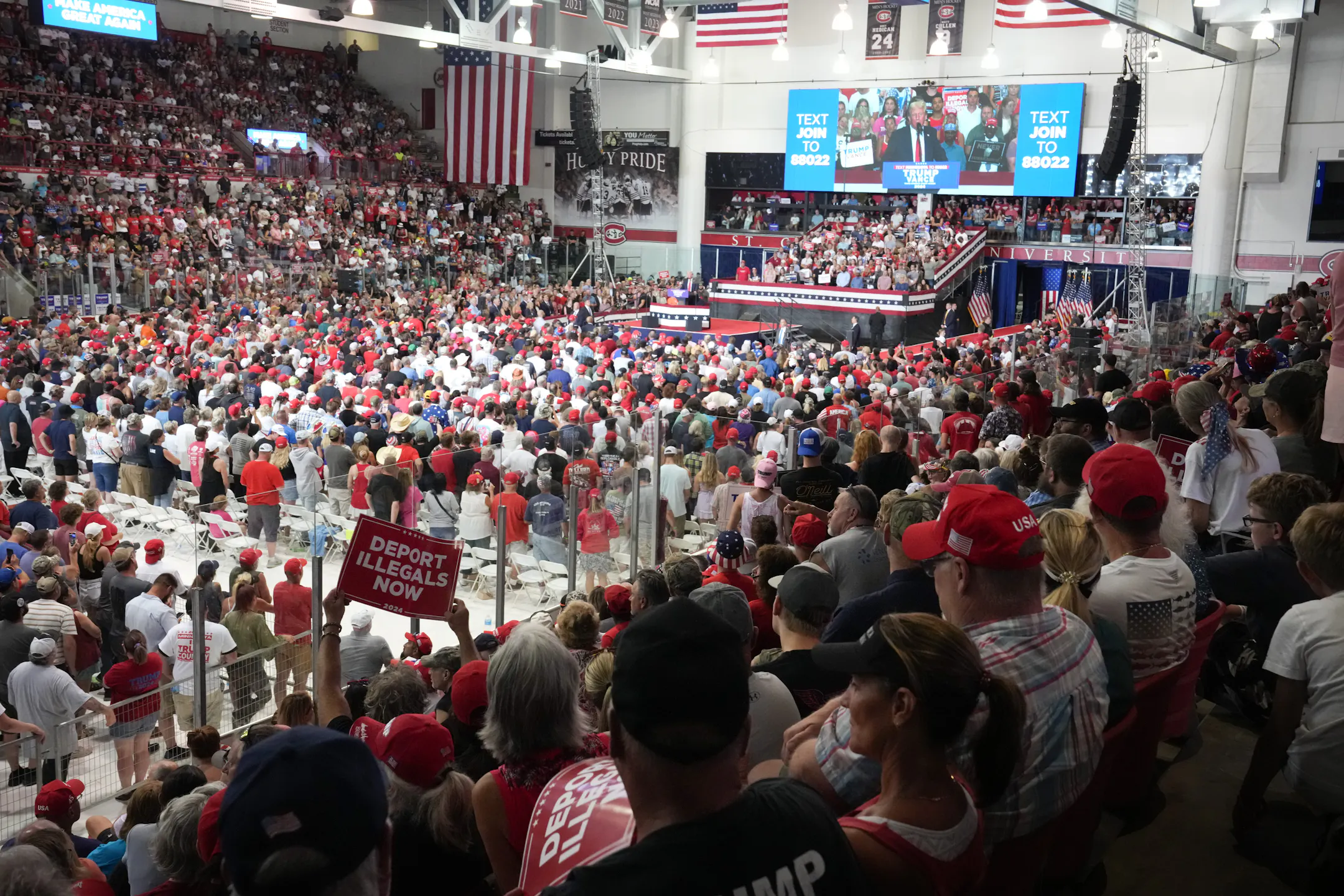 Donald Trump, JD Vance go after Harris for capacity crowd at first ...