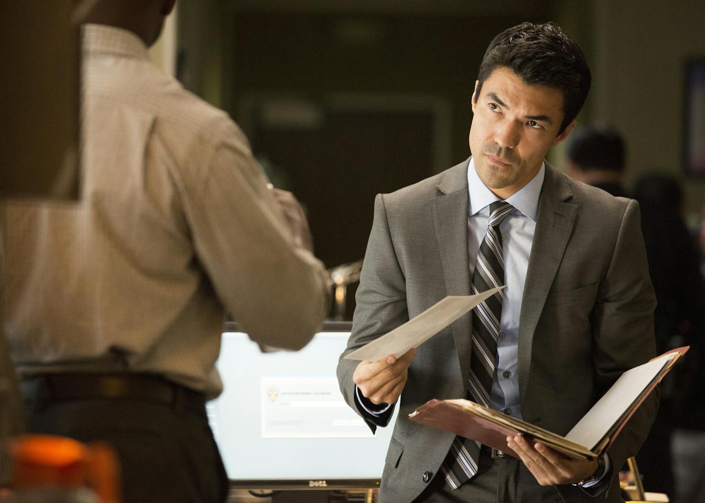 Ian anthony Dale in "Murder in the First"