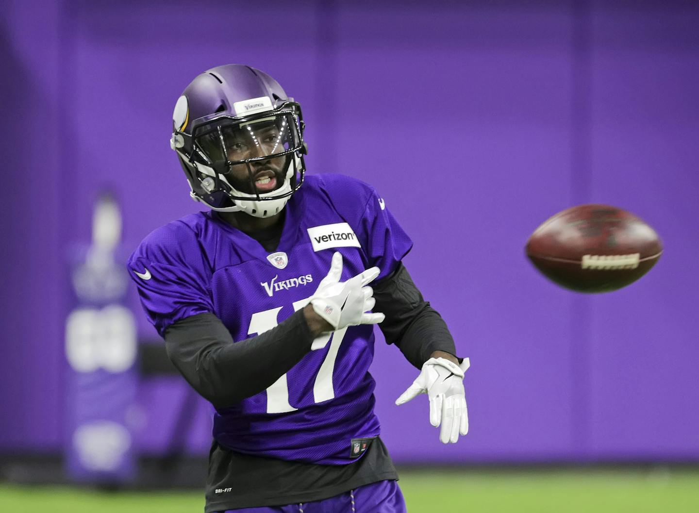 Vikings new receiver Aldrick Robinson was acquired within hours after the tie game against Green Bay.